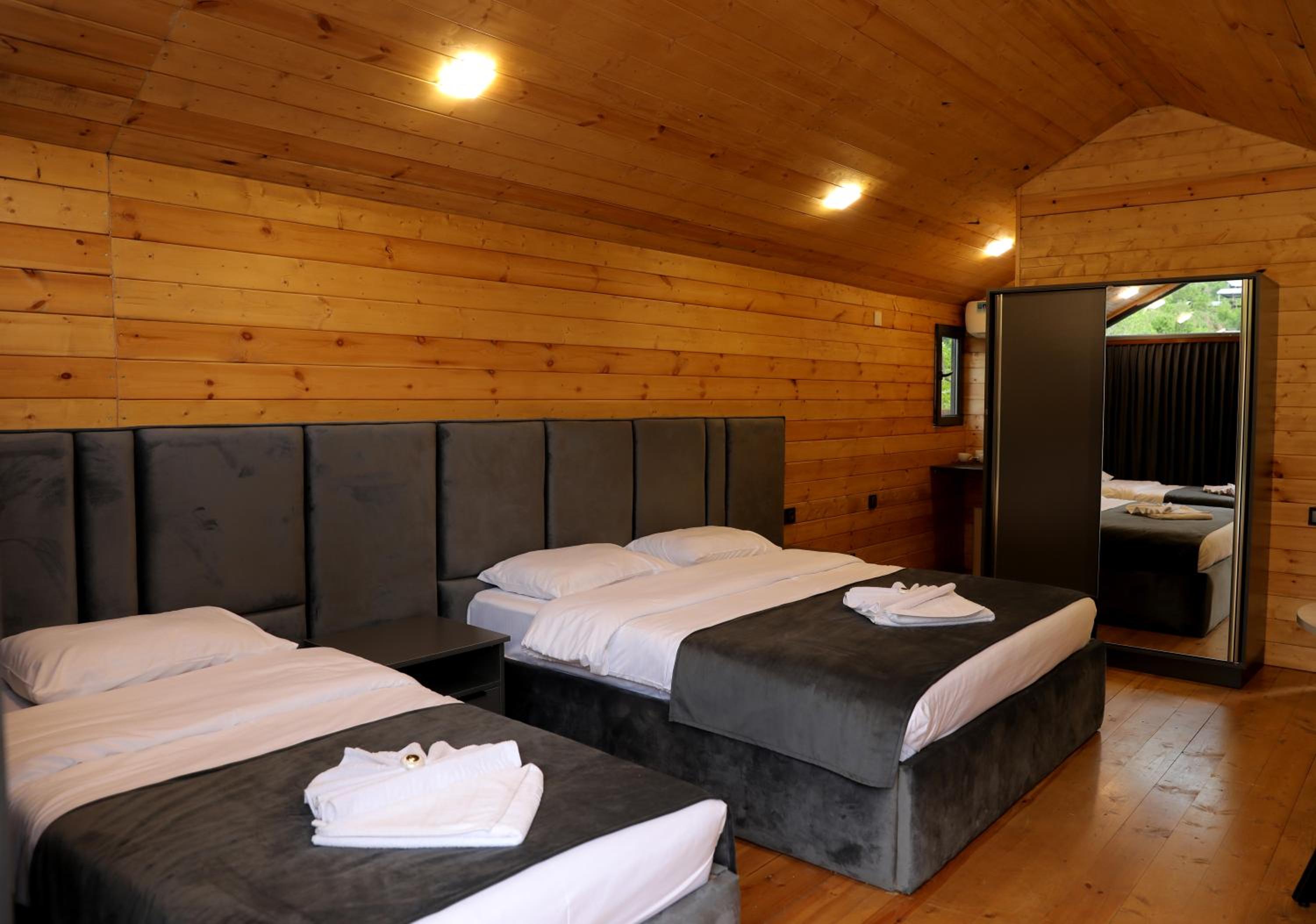 NICE HOUSE HOTEL Meghri