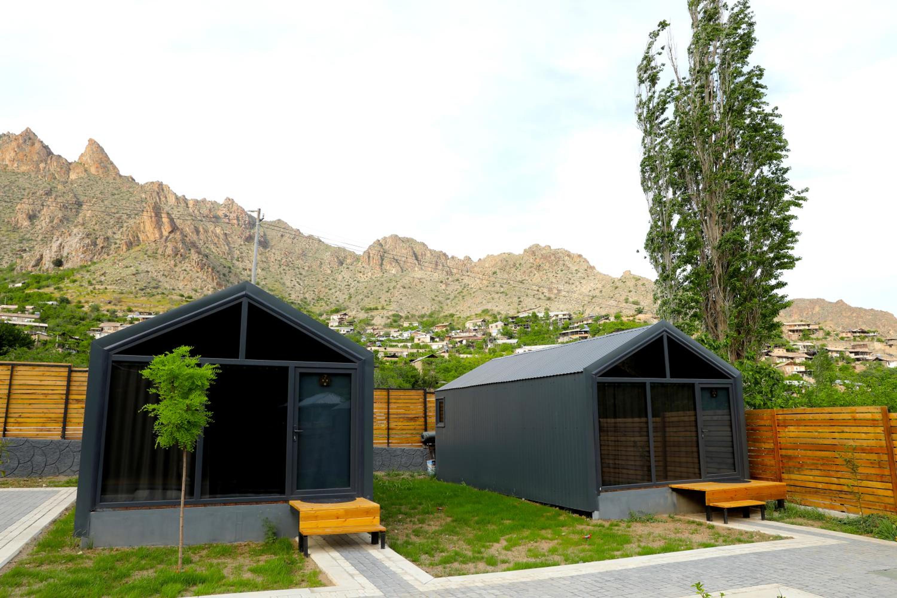 NICE HOUSE HOTEL Meghri