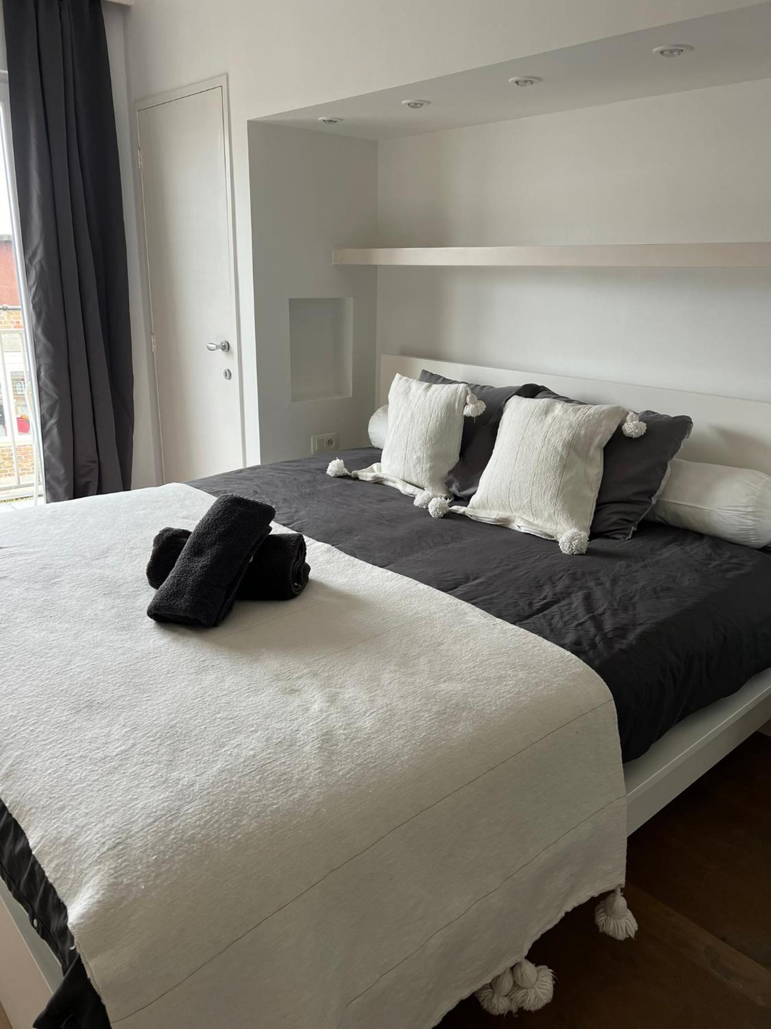 Zoute penthouse (near place Albert)