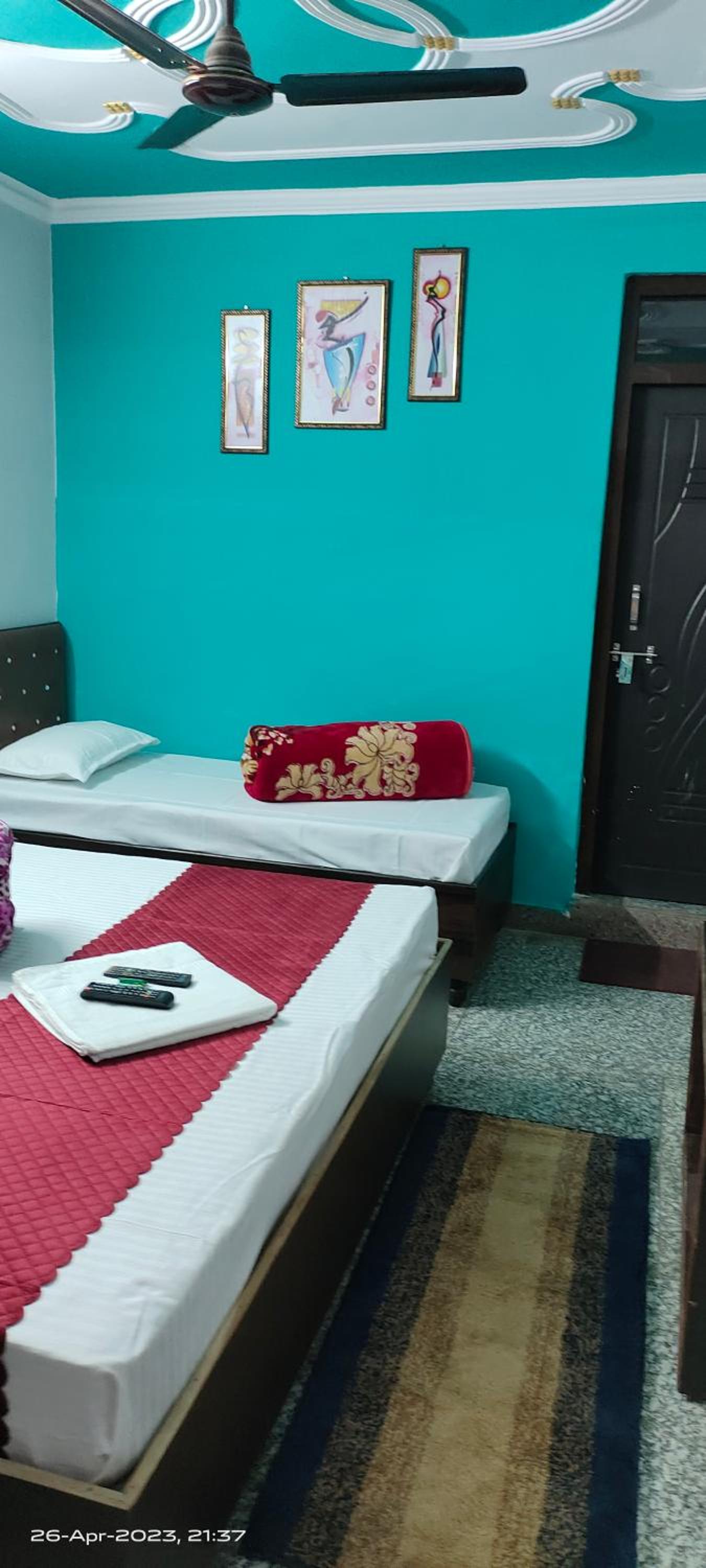 Vasudev Lodging