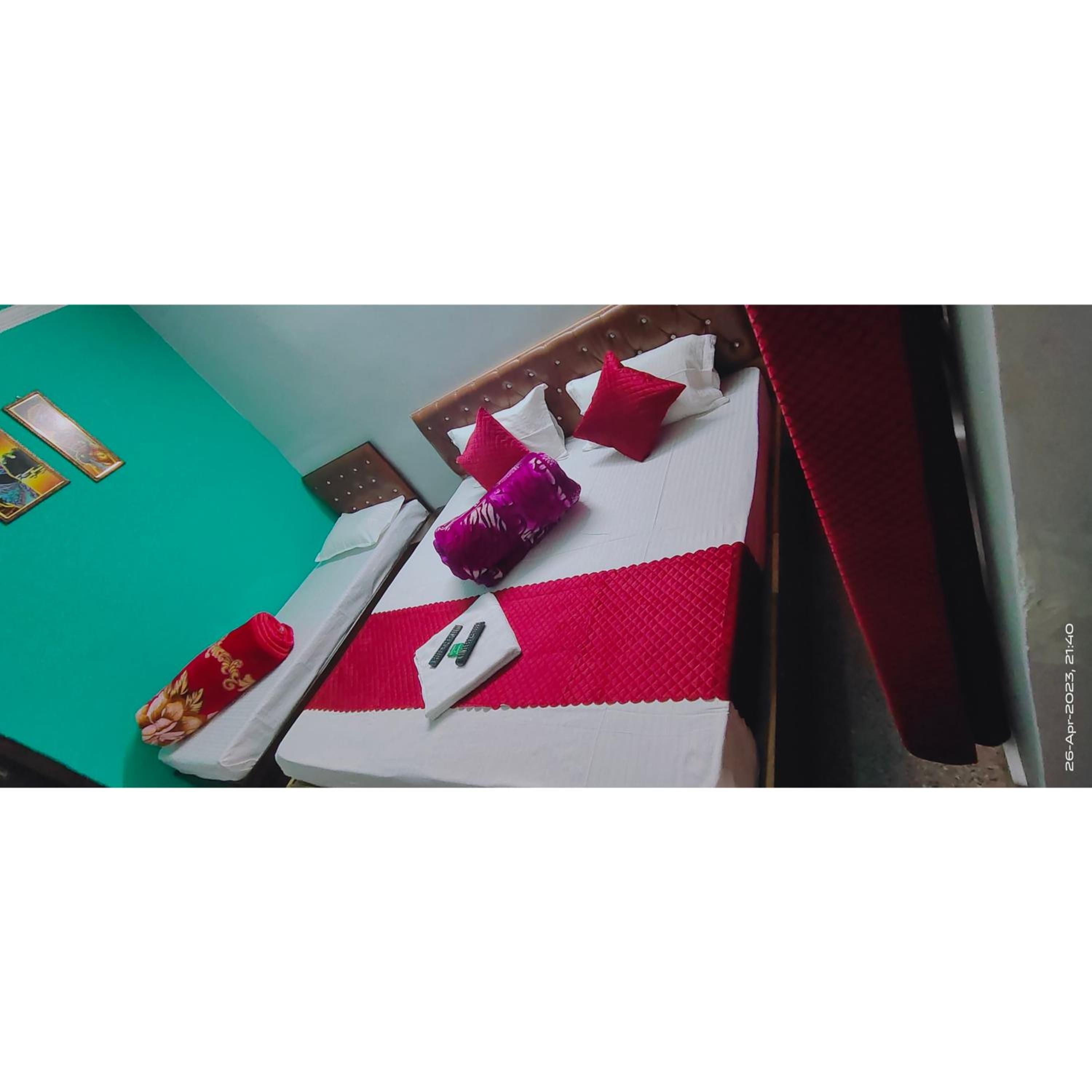 Vasudev Lodging