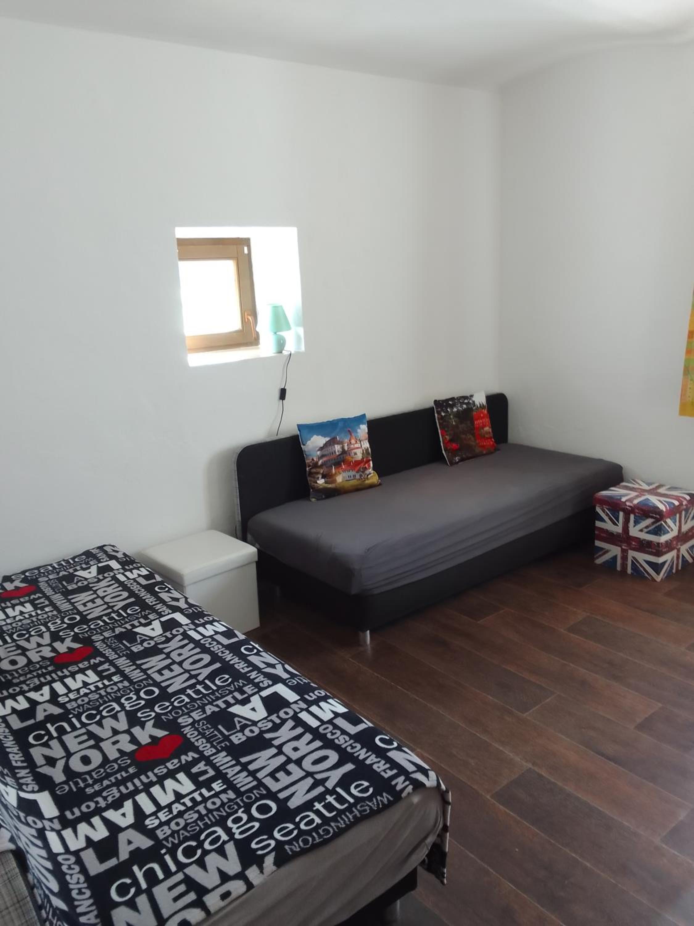ROSE COTTAGE (sleeps 4)