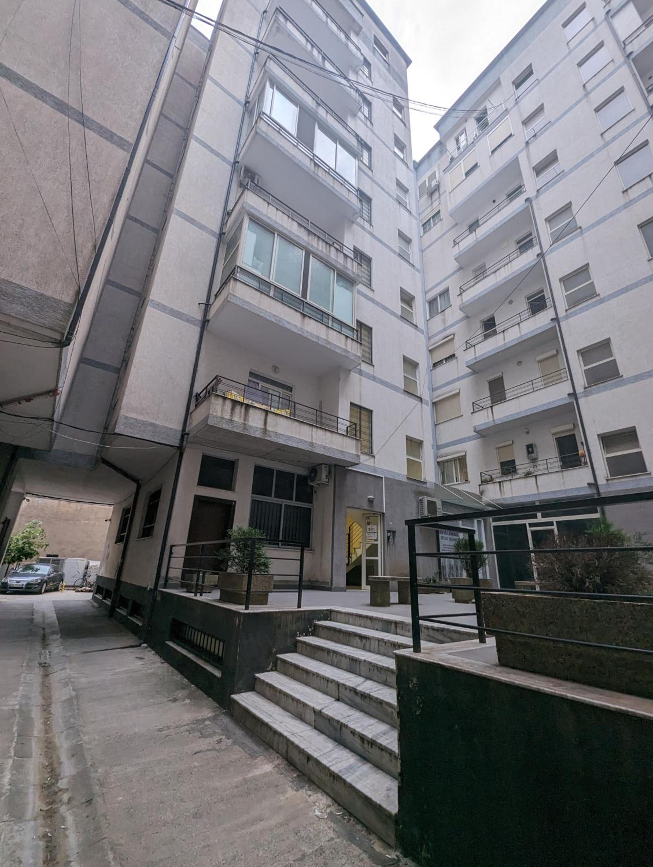Arbi's Apartment