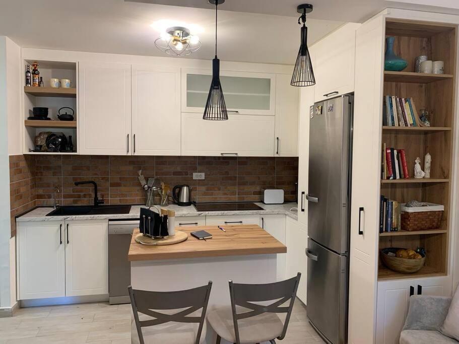 Sava Serenity: 2BR Near River view 5