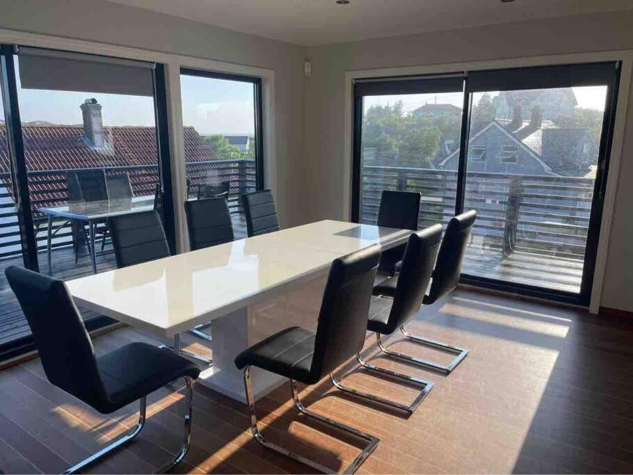 Nautnes Villa Apartment view 3
