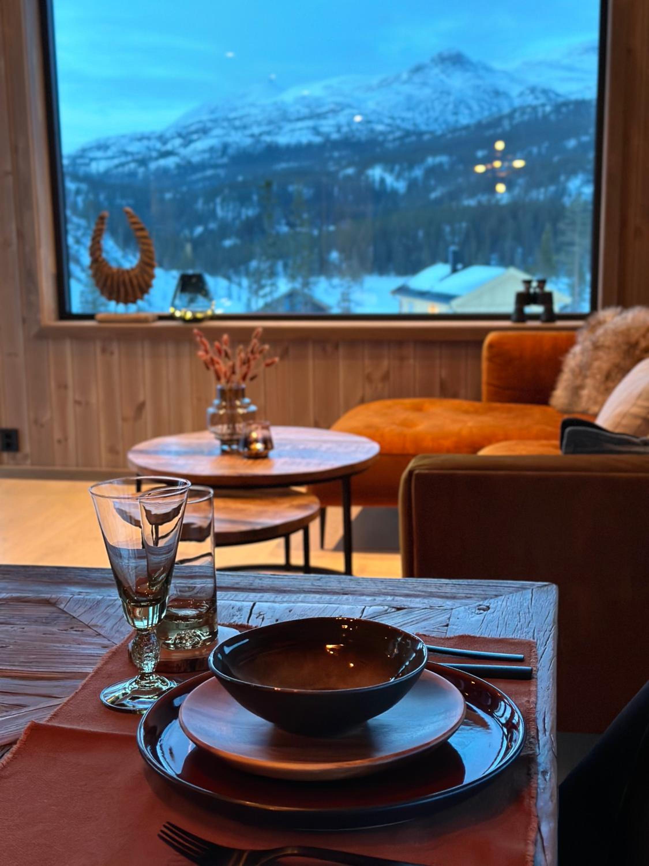 Hytta på Fikstjønn med panoramautsikt view 5