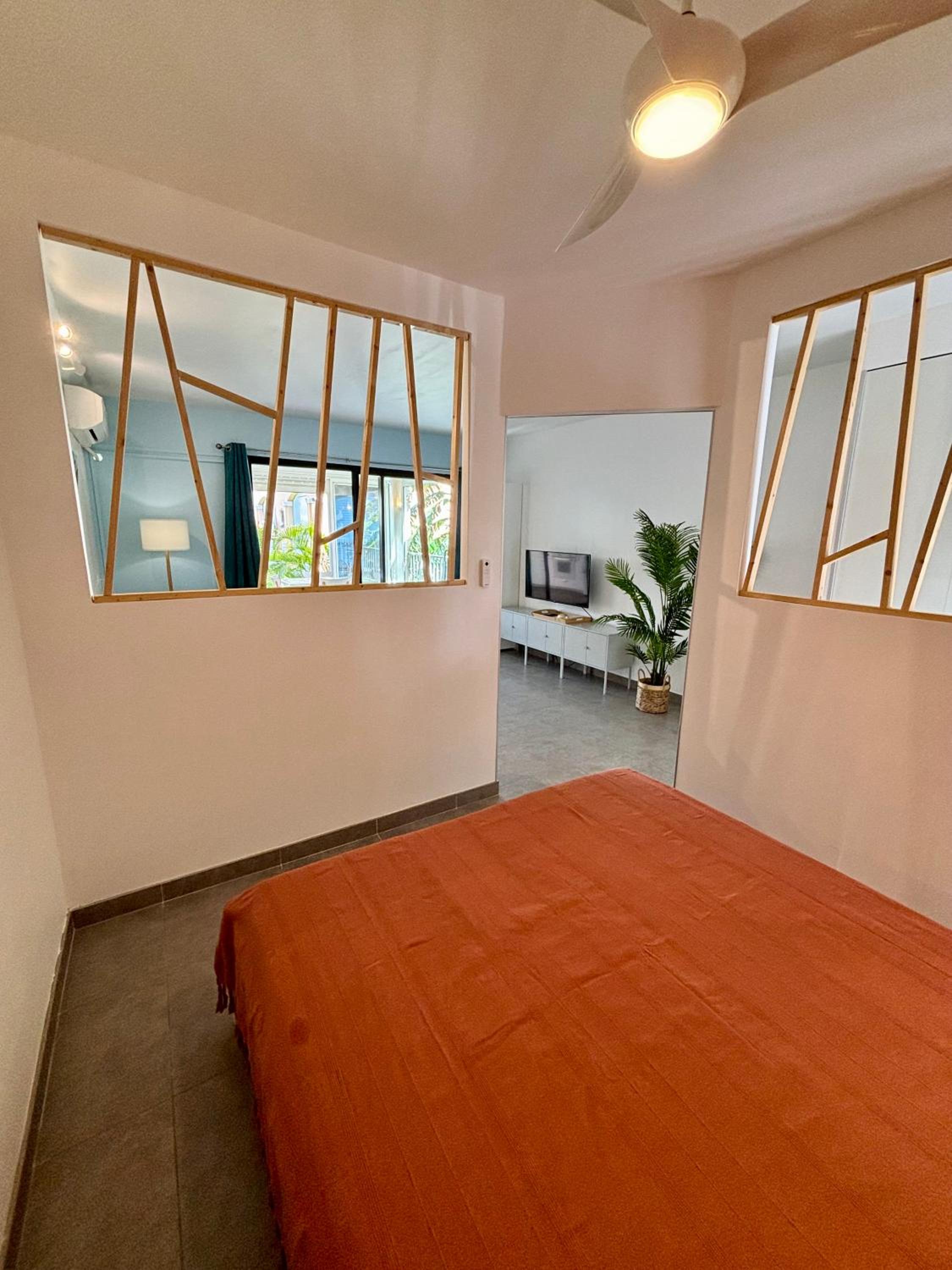 Appartement en rez-de-jardin view 5