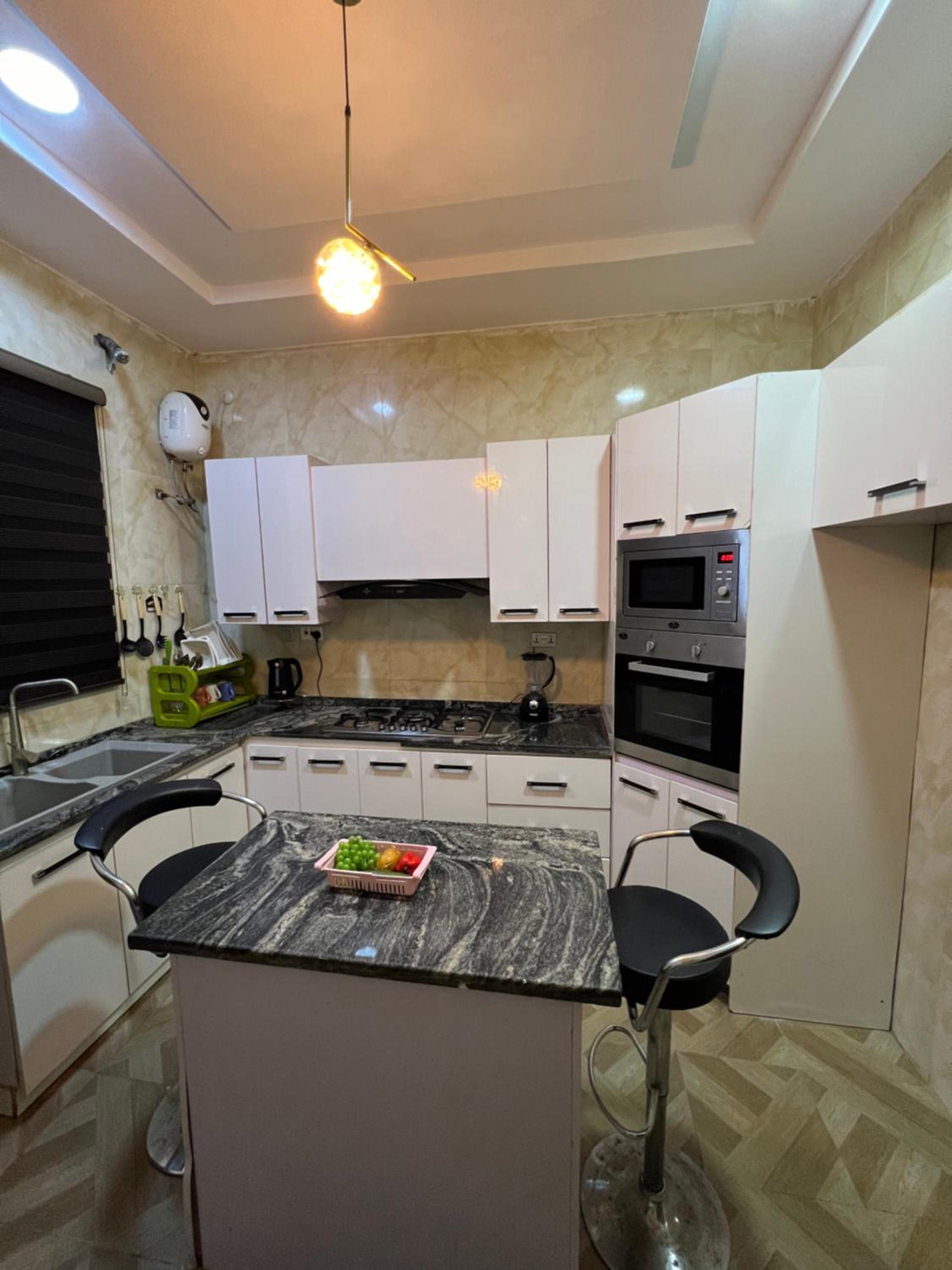 Fully Furnished 3 bedroom Shortlet Apartment in Orchid Road, Lekki with Constant Power view 3
