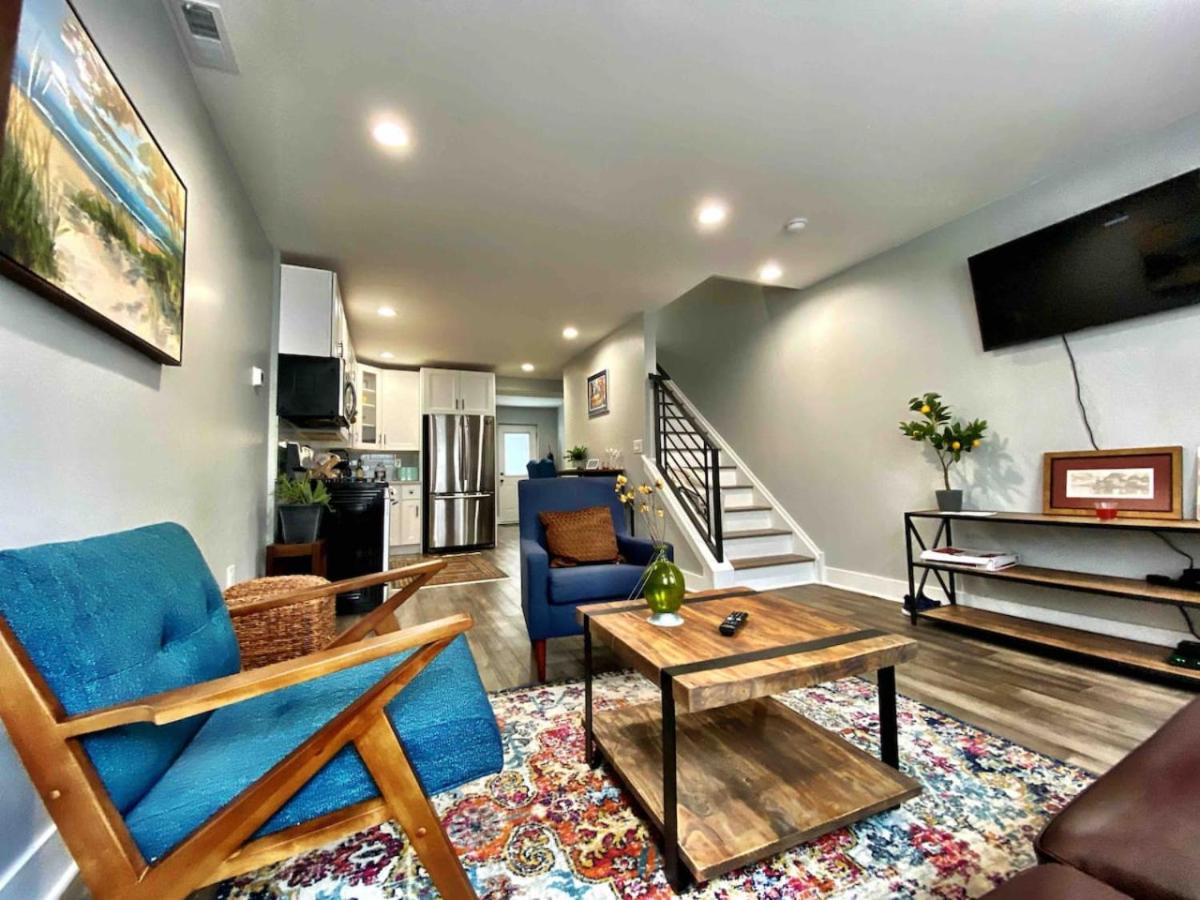 Philadelphia Deluxe Private Home view 2