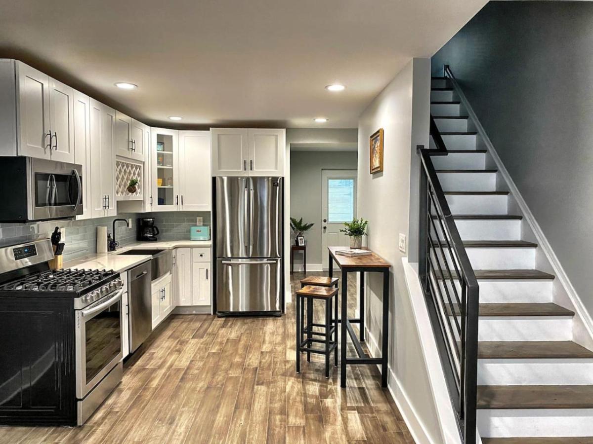Philadelphia Deluxe Private Home view 4