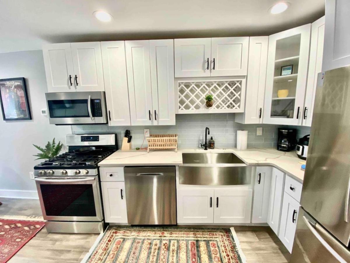 Philadelphia Deluxe Private Home view 5