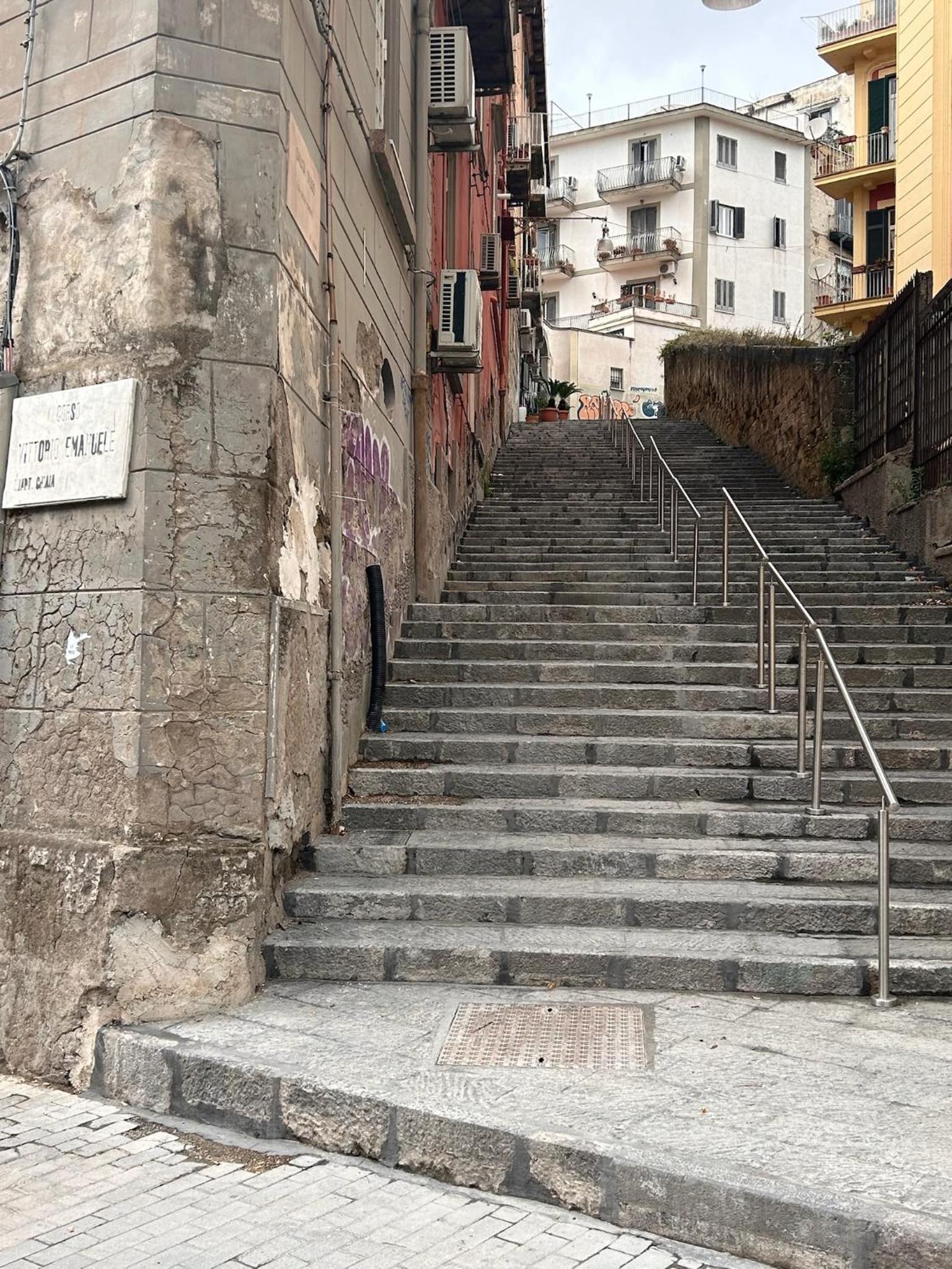 Intero Alloggio - Chiaia