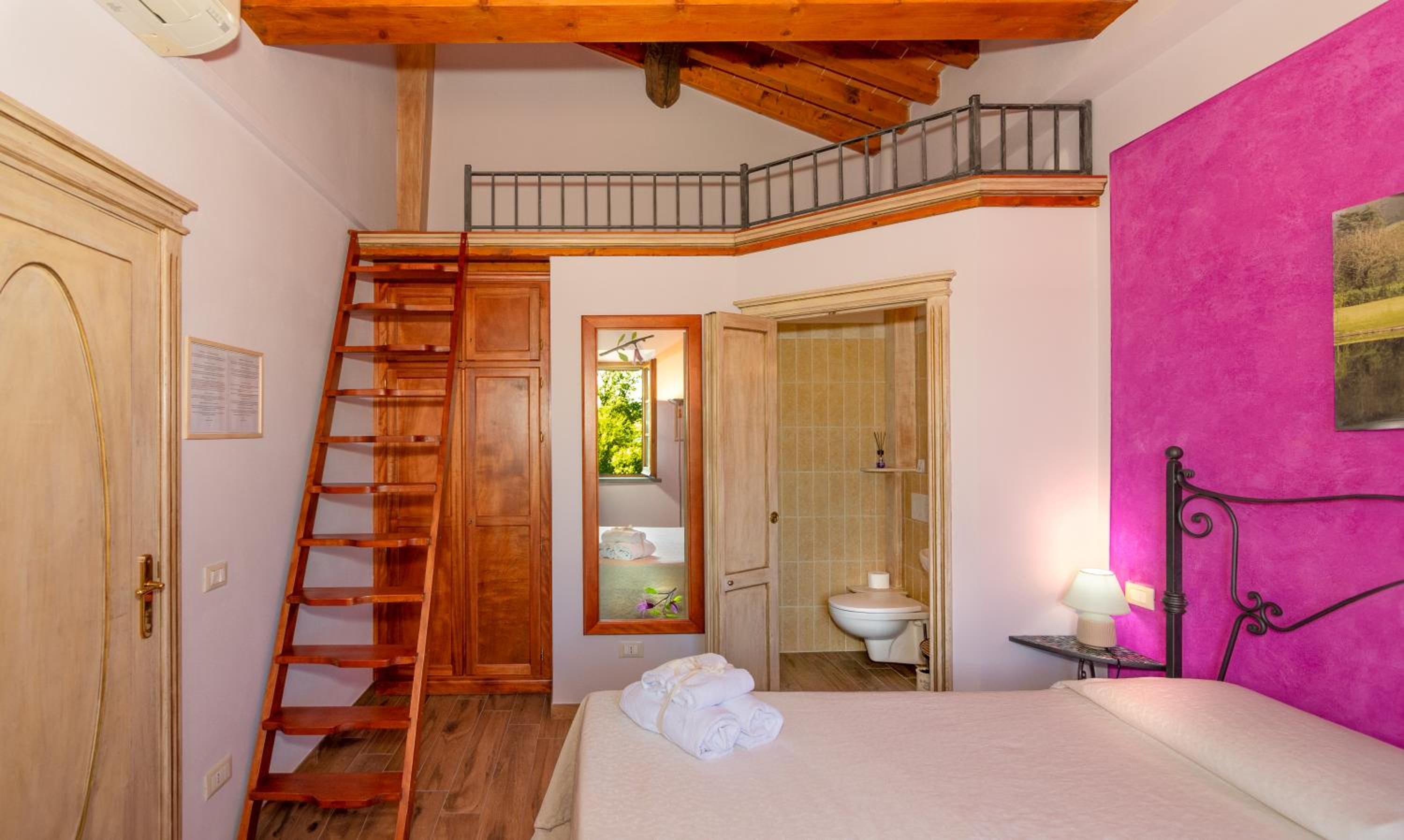 B&B Il Giardino dei Poeti and Apartaments