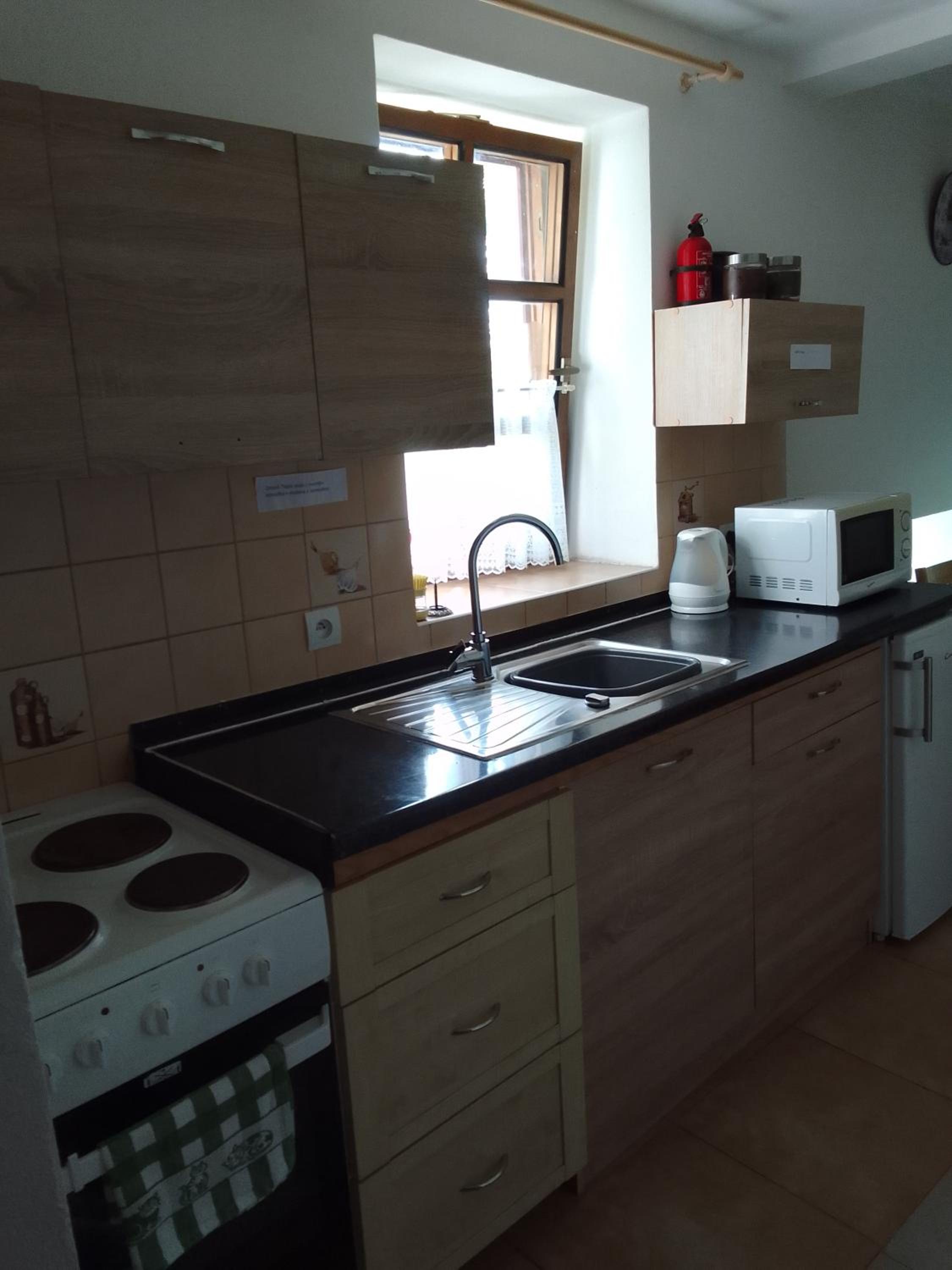 ROSE COTTAGE (sleeps 4)