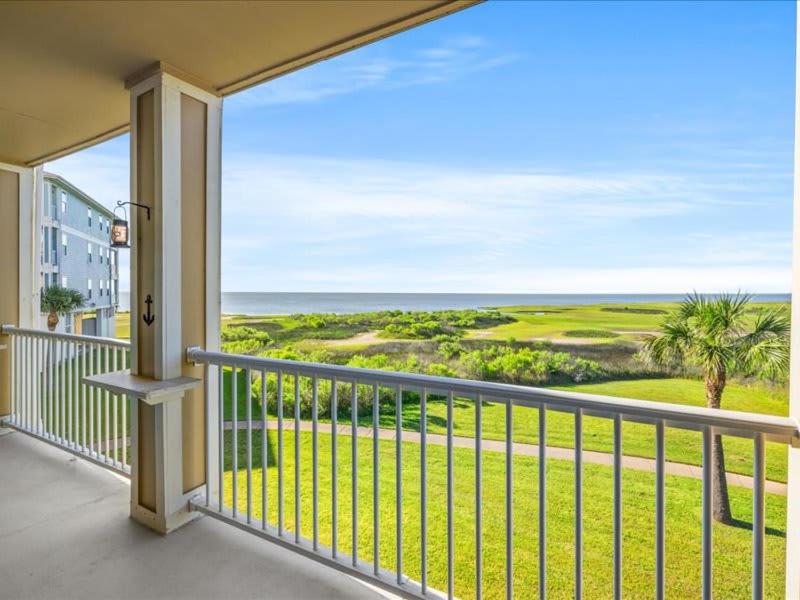 The Perfect Bay-Front Destination view 3