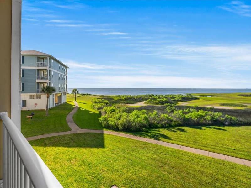 The Perfect Bay-Front Destination view 4