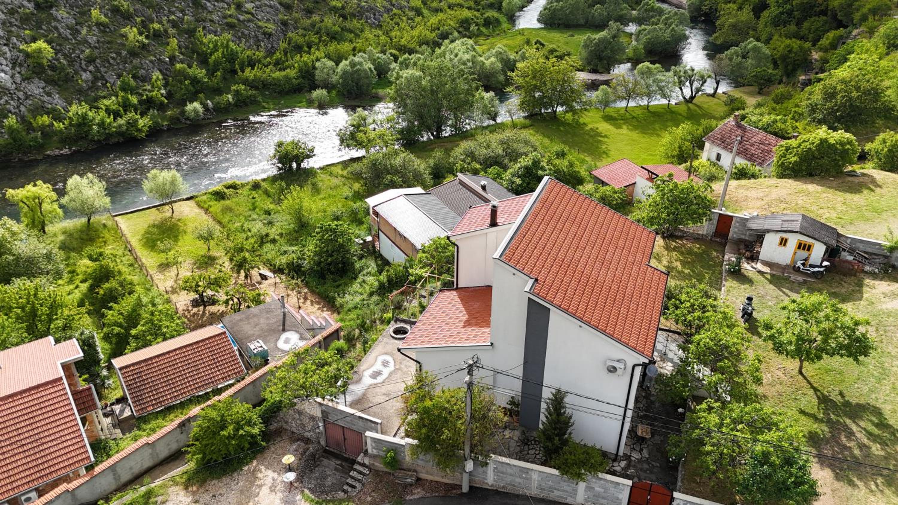 Villa The Cave