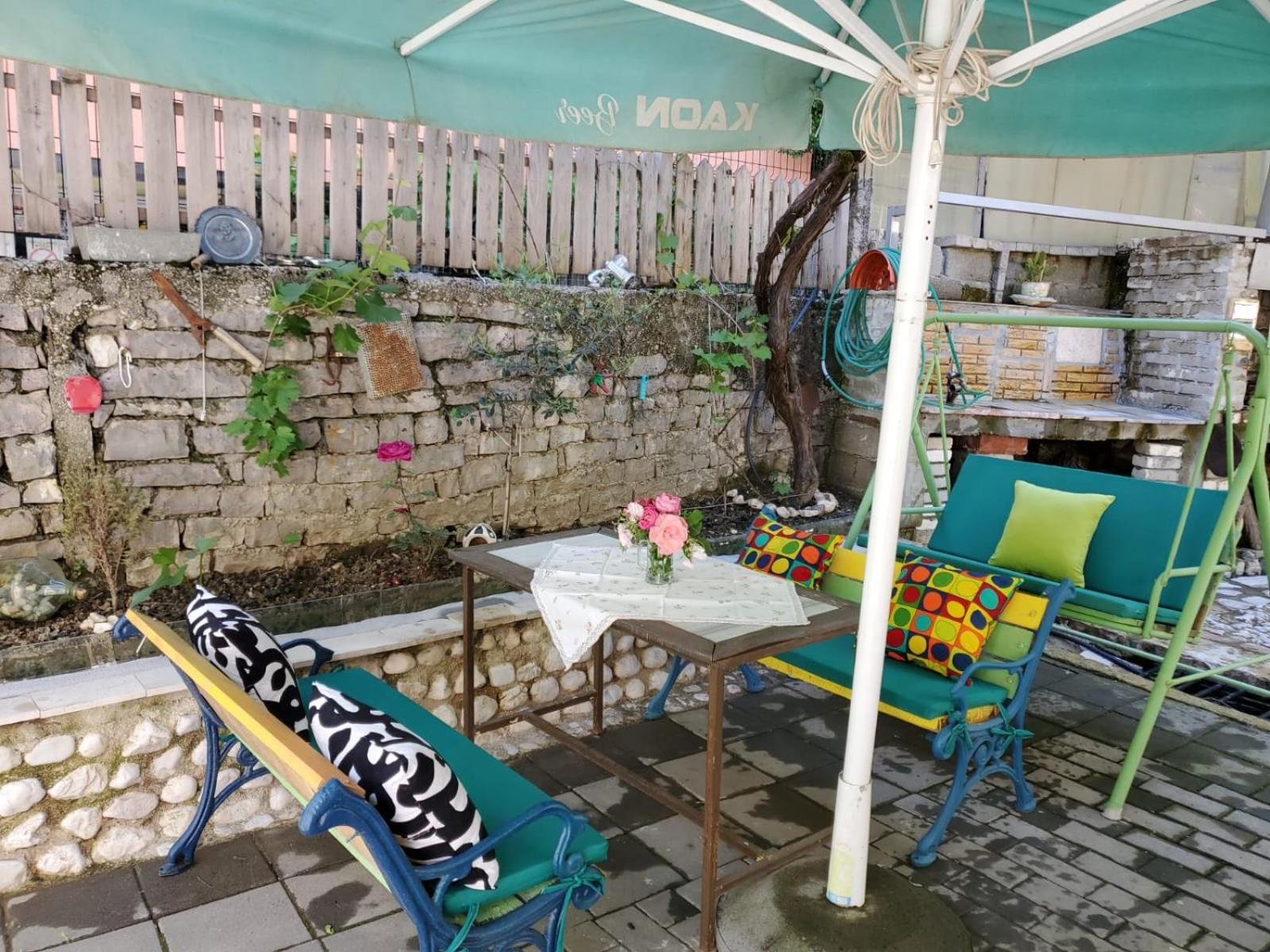 Aria Guesthouse