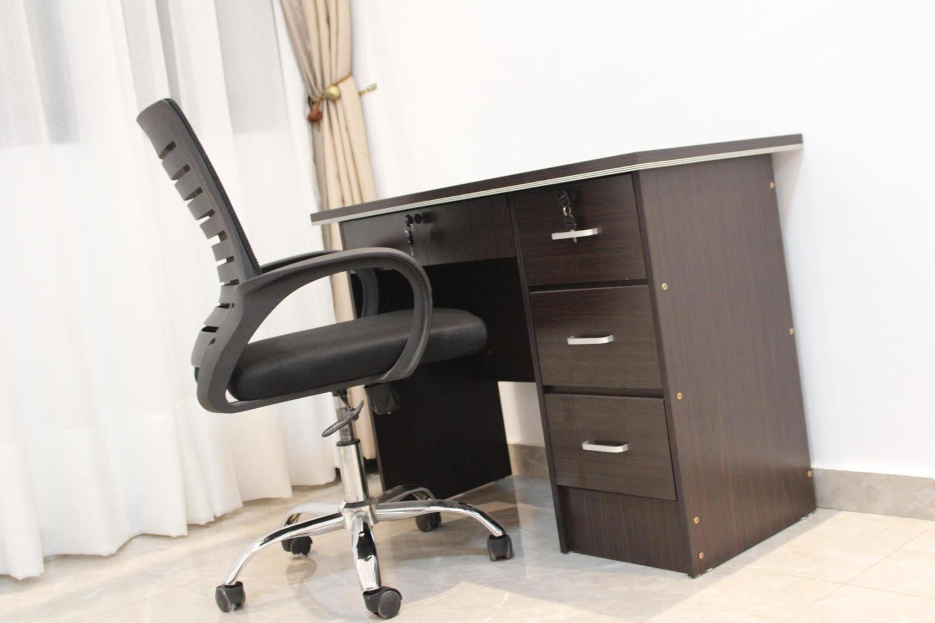 3 Appartements Indépendants - 1 ou 2 Chambres - Du Voyageur Solo au Groupe de 10 personnes - Résidence Calme, Proche Abidjan