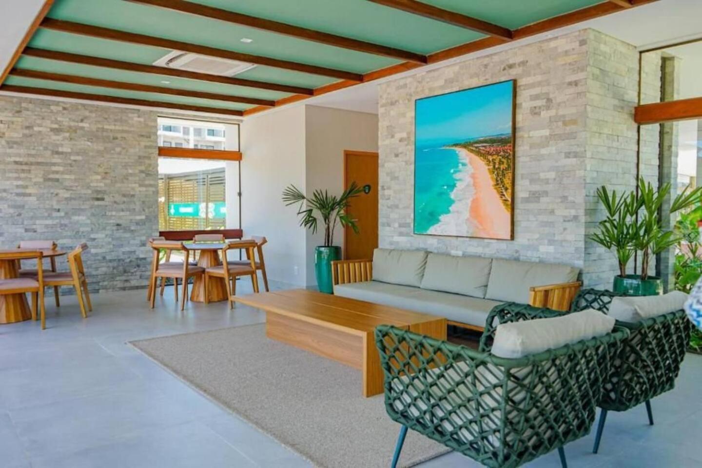 Flat Luxo Oasis do Mana 350m da praia, Polo Aquático-2Qts, 2Gar
