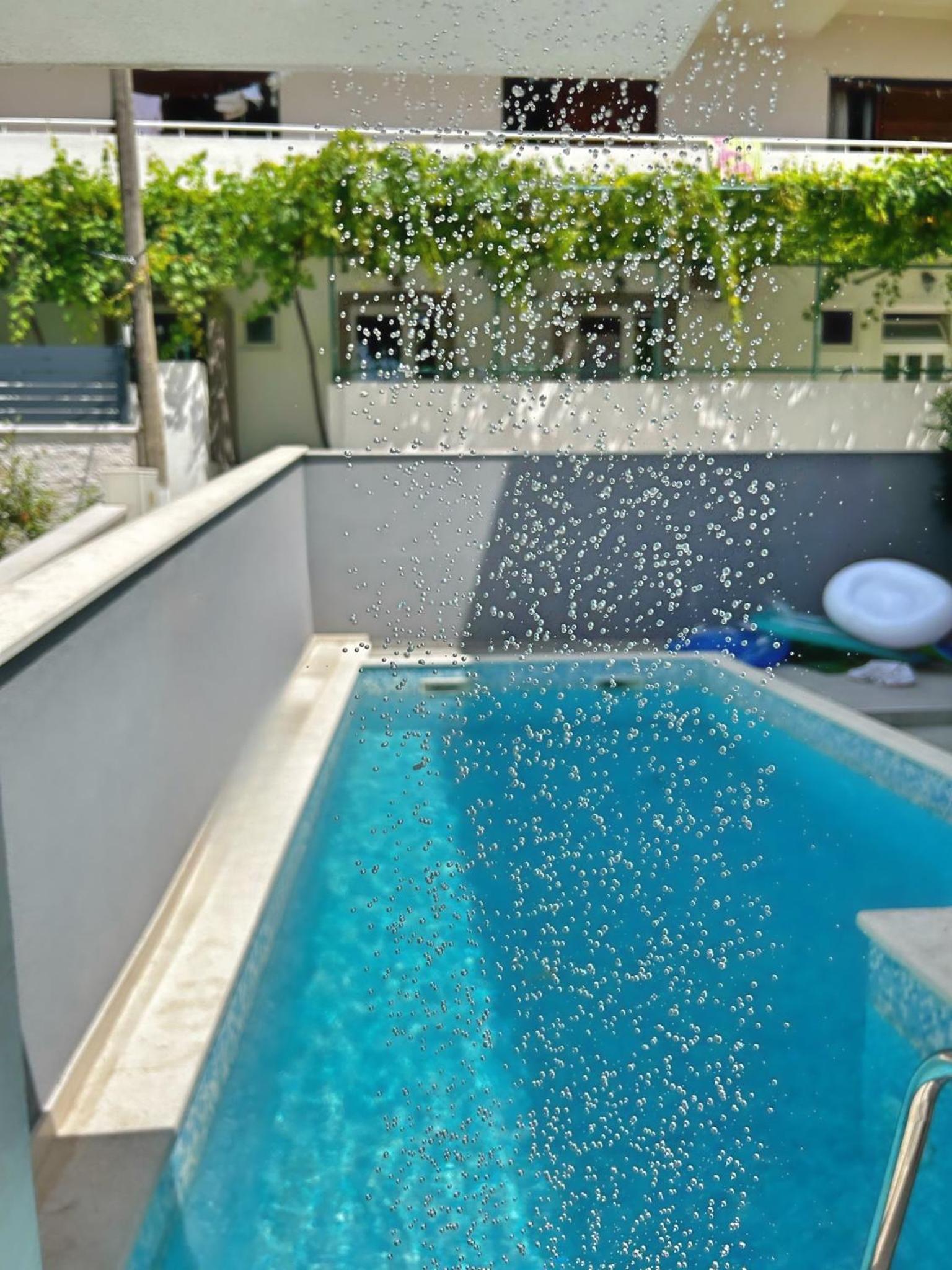 Melassy Penthouse