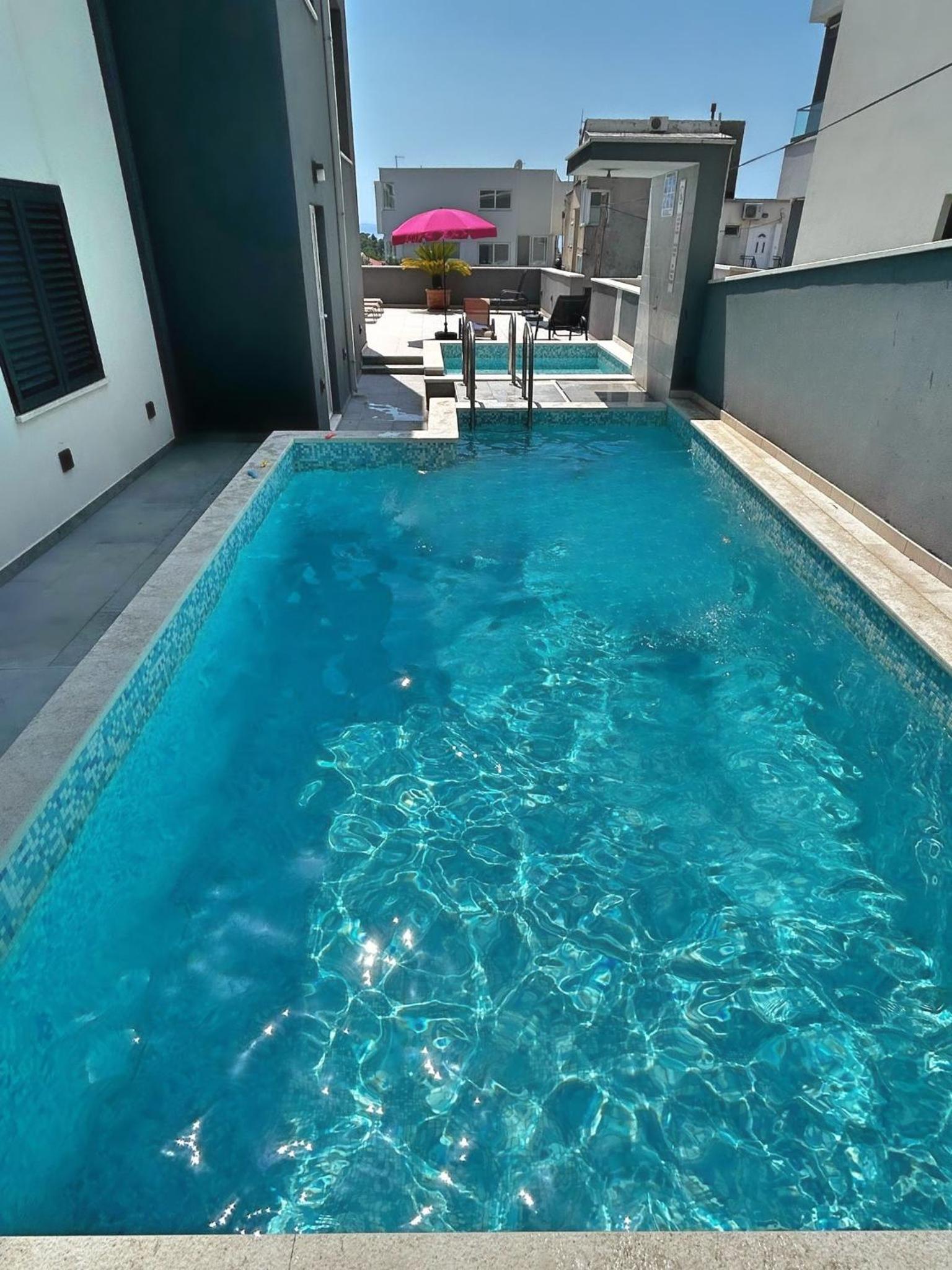 Melassy Penthouse