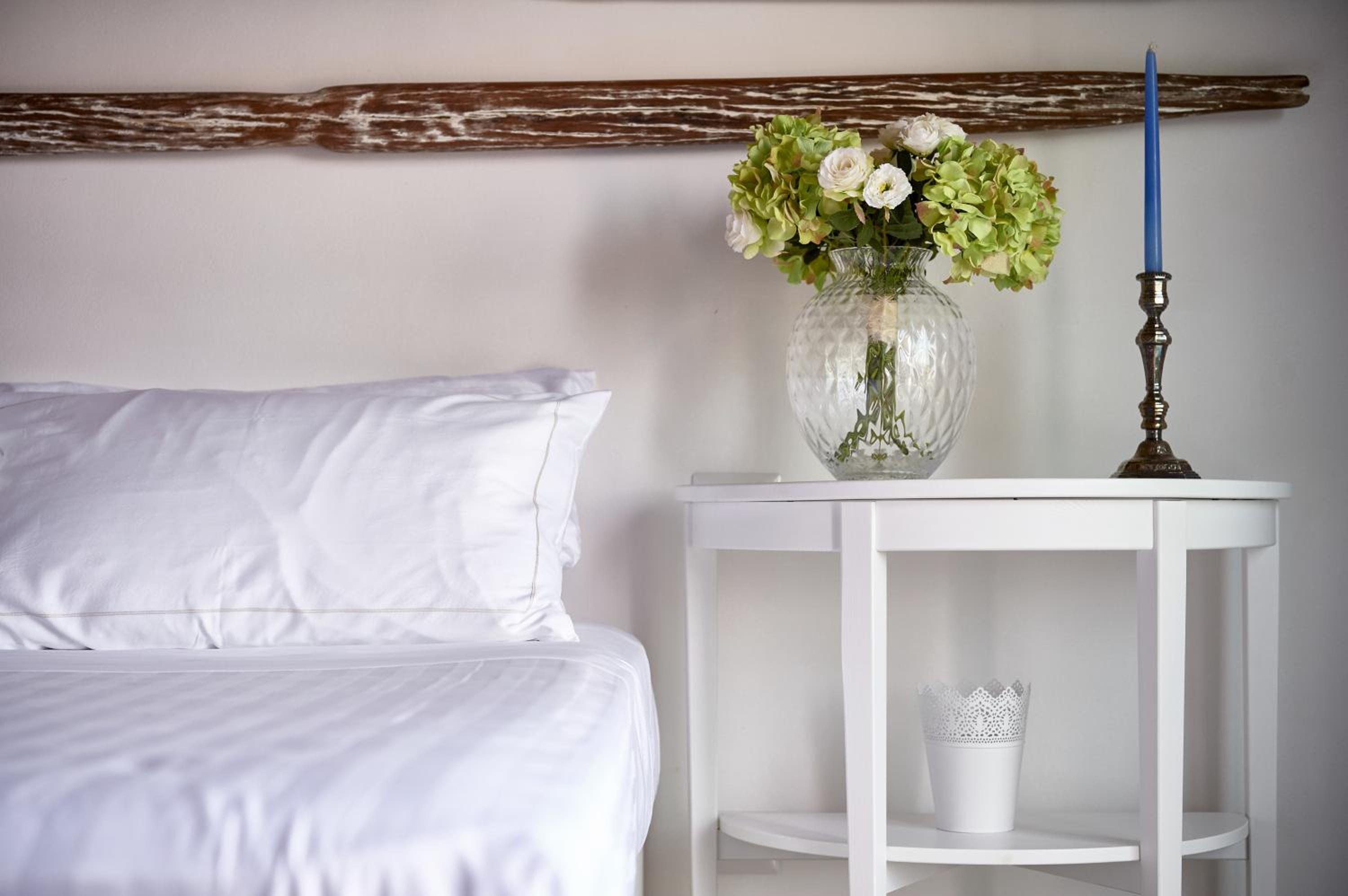 Santina Suites