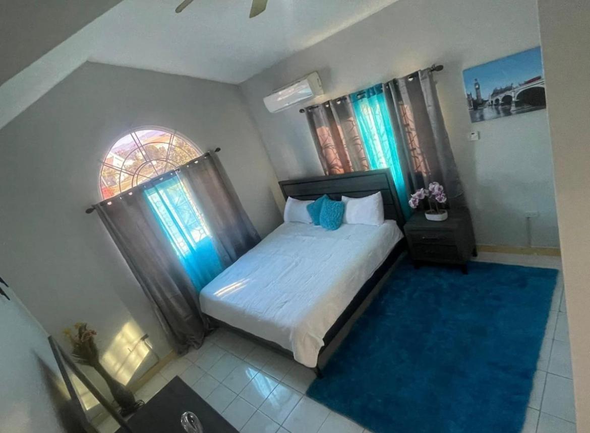 Cozy Elegance 3 Bedroom Estate view 5