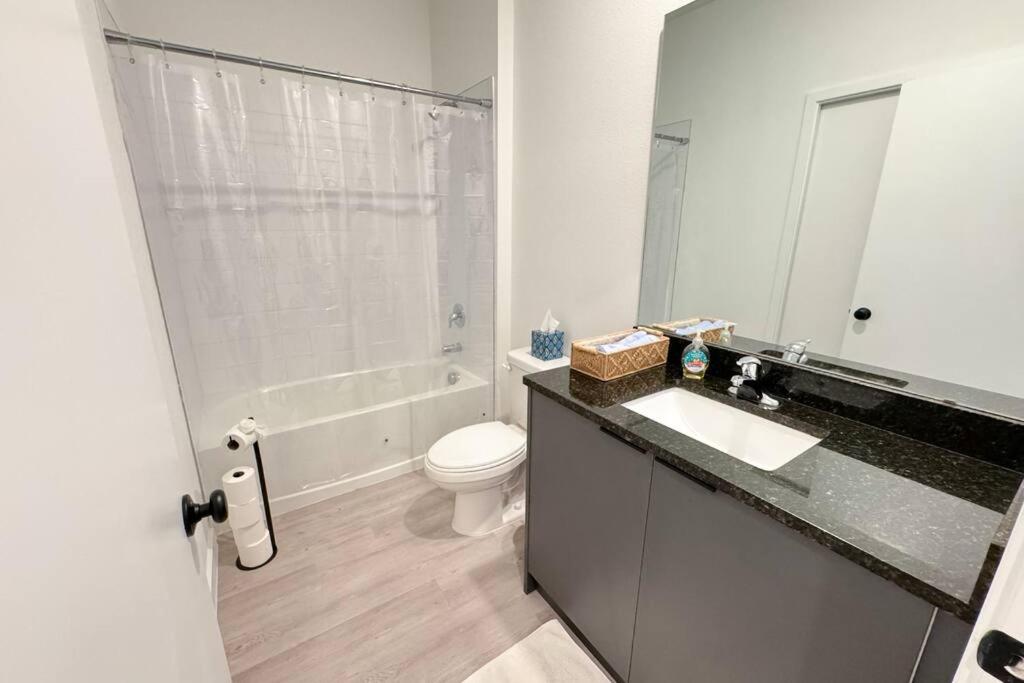 Beautiful Townhouse near Disney