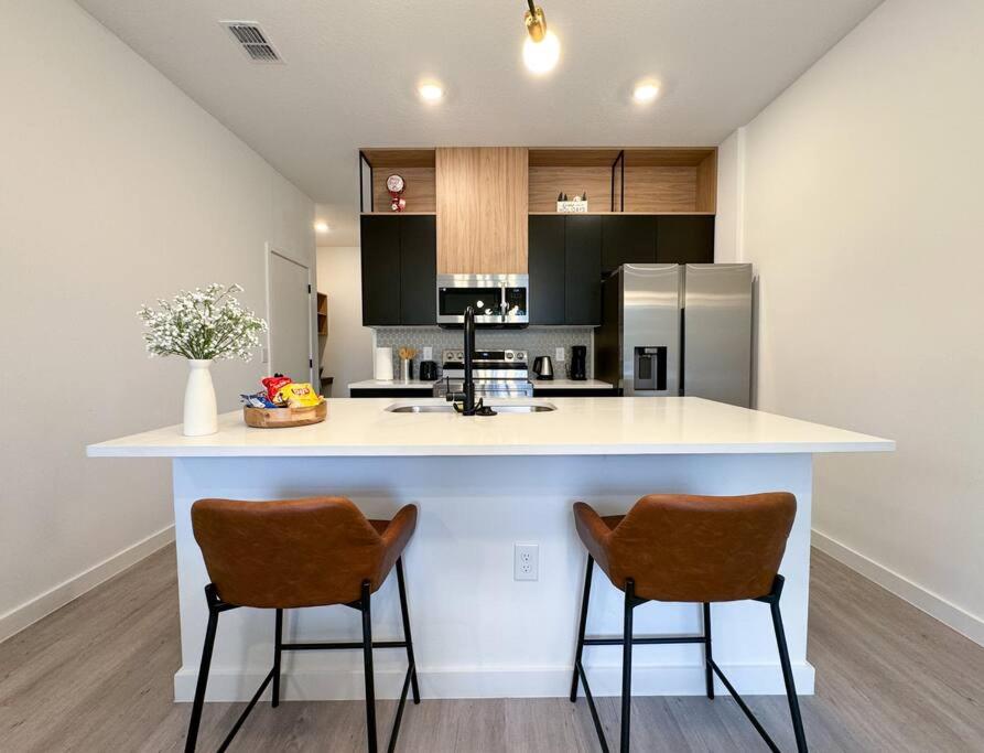 Beautiful Townhouse near Disney