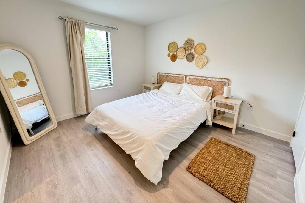 Beautiful Townhouse near Disney