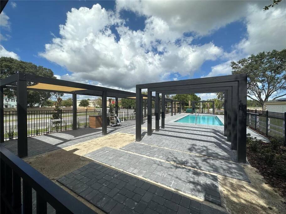 Beautiful Townhouse near Disney