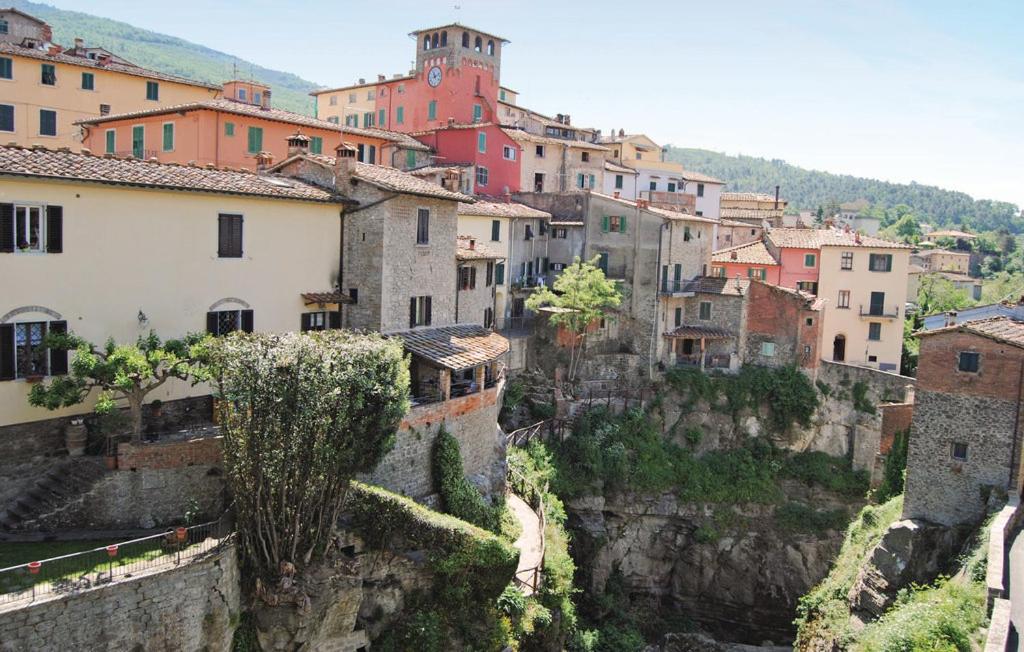 CASA MACINARINO APPARTAMENTO 6 con PISCINA view 2