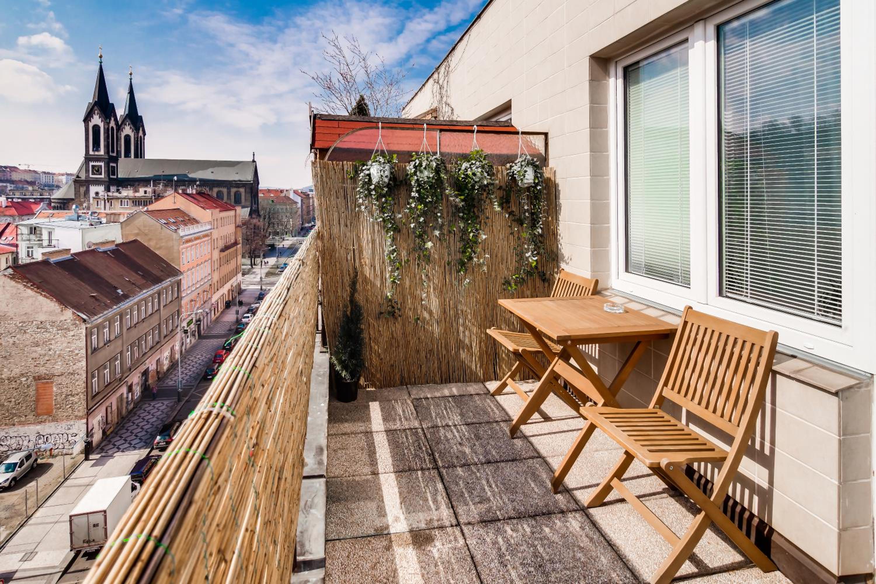 Top floor studio with terrace