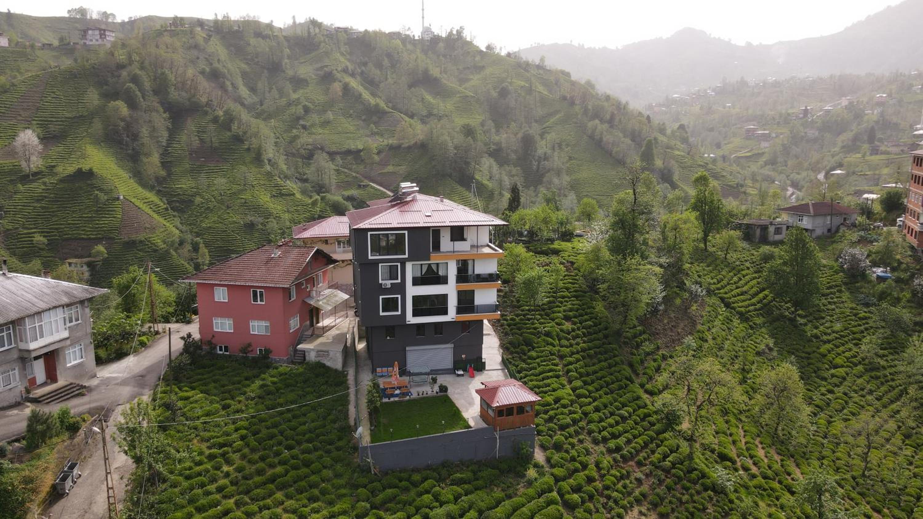 Sama house