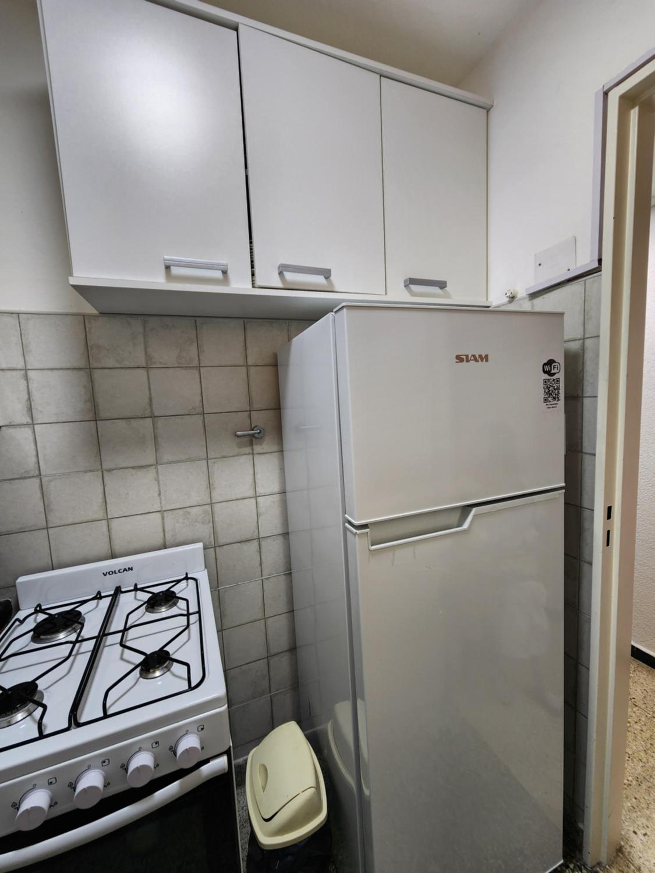 Depto en Edificio Maral 14 soleado céntrico funcional Zona Guemes