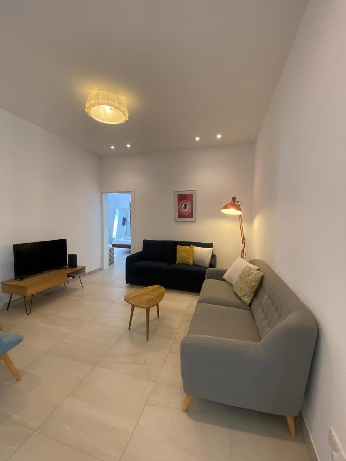 Central Sliema Apartment view 5