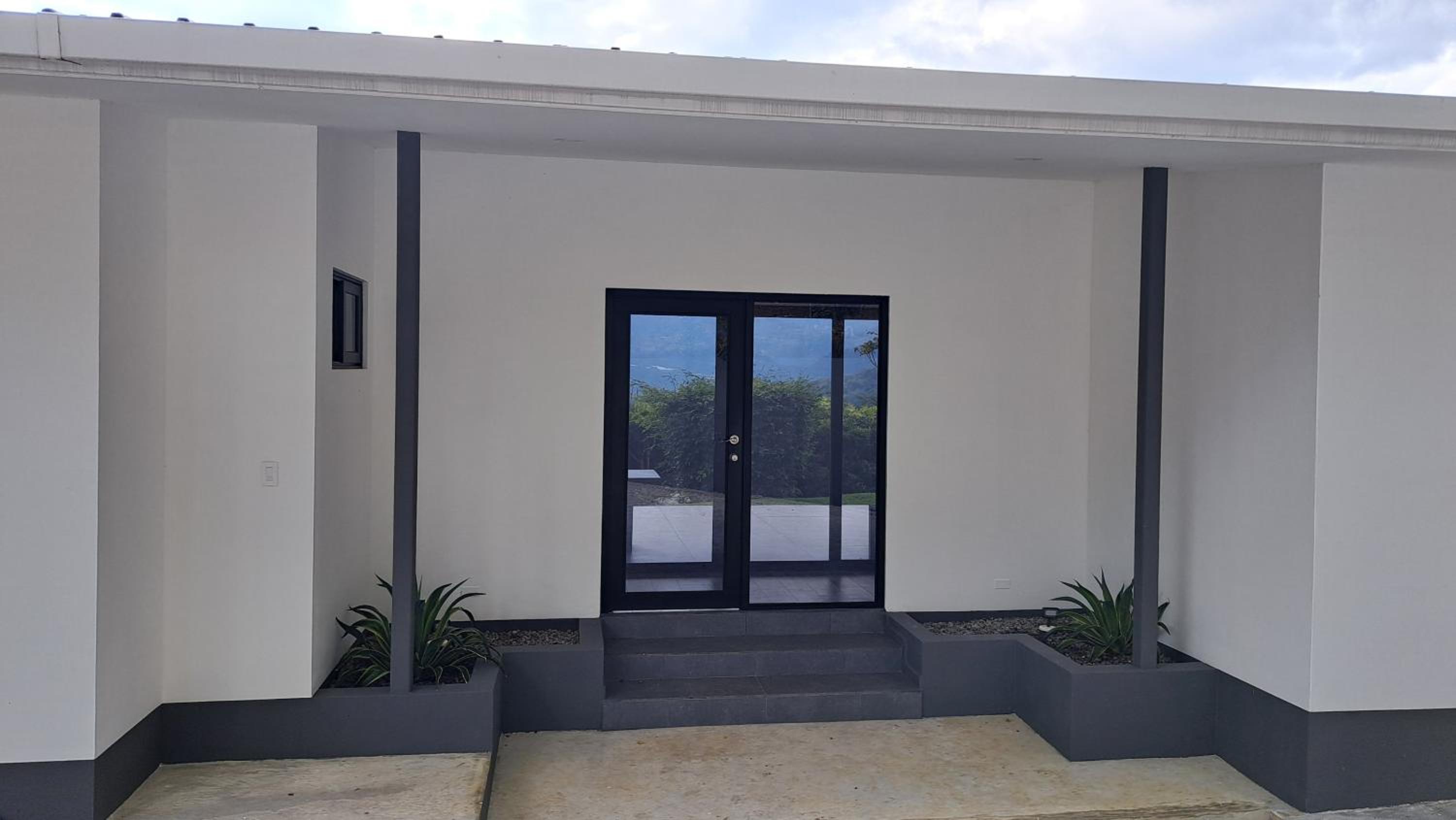 Private Coffee Estate Villa by Bocas del Mar view 4