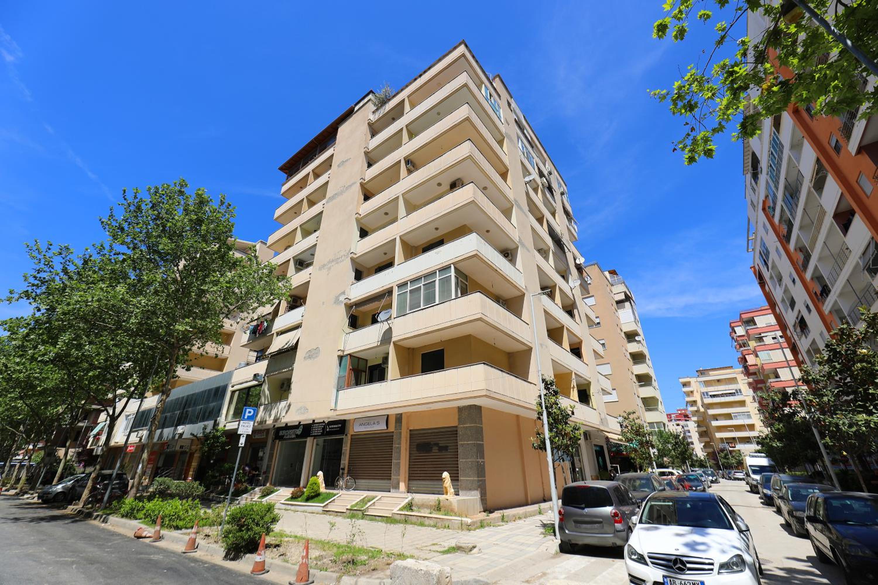 Amantia Apartment