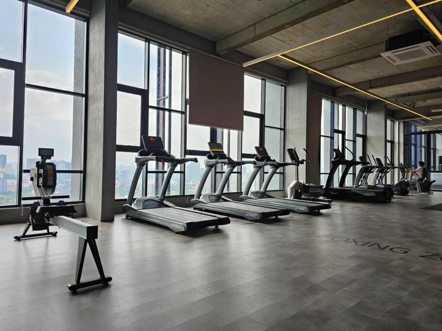 Premium 2BR -2-4pax- near Midvalley-Pavilion 2