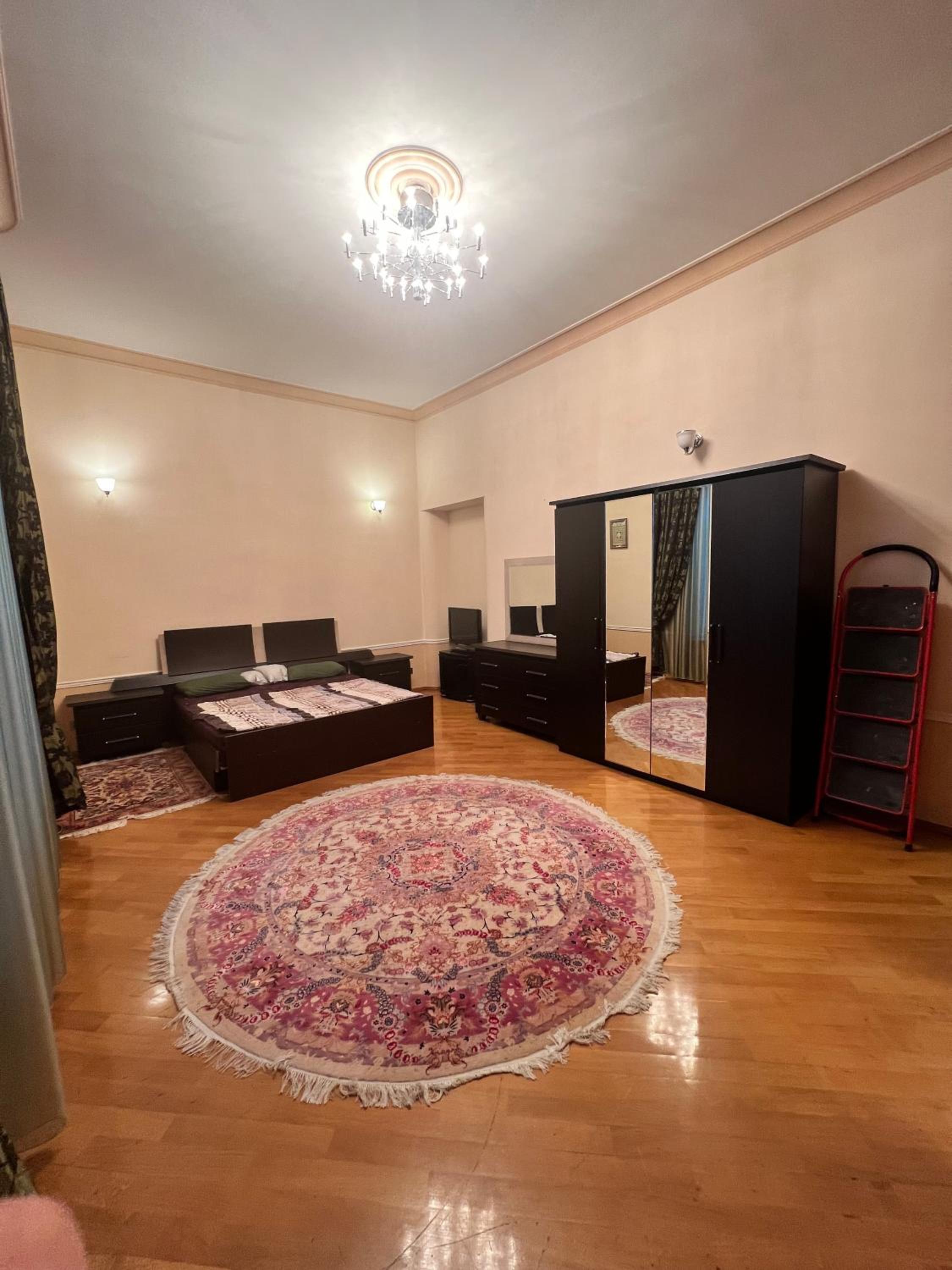 Luxury Family Suite (Nizami)