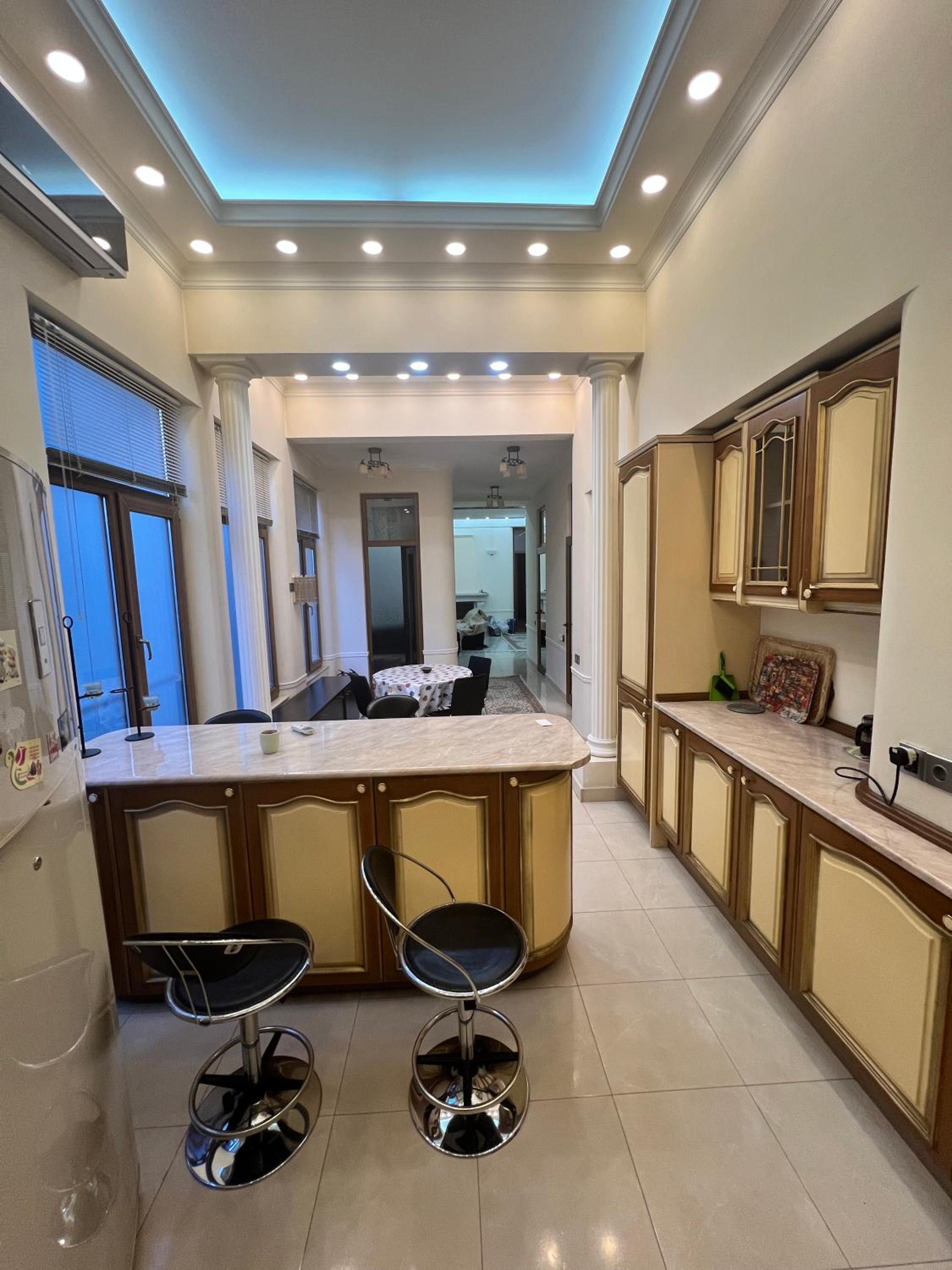 Luxury Family Suite (Nizami)