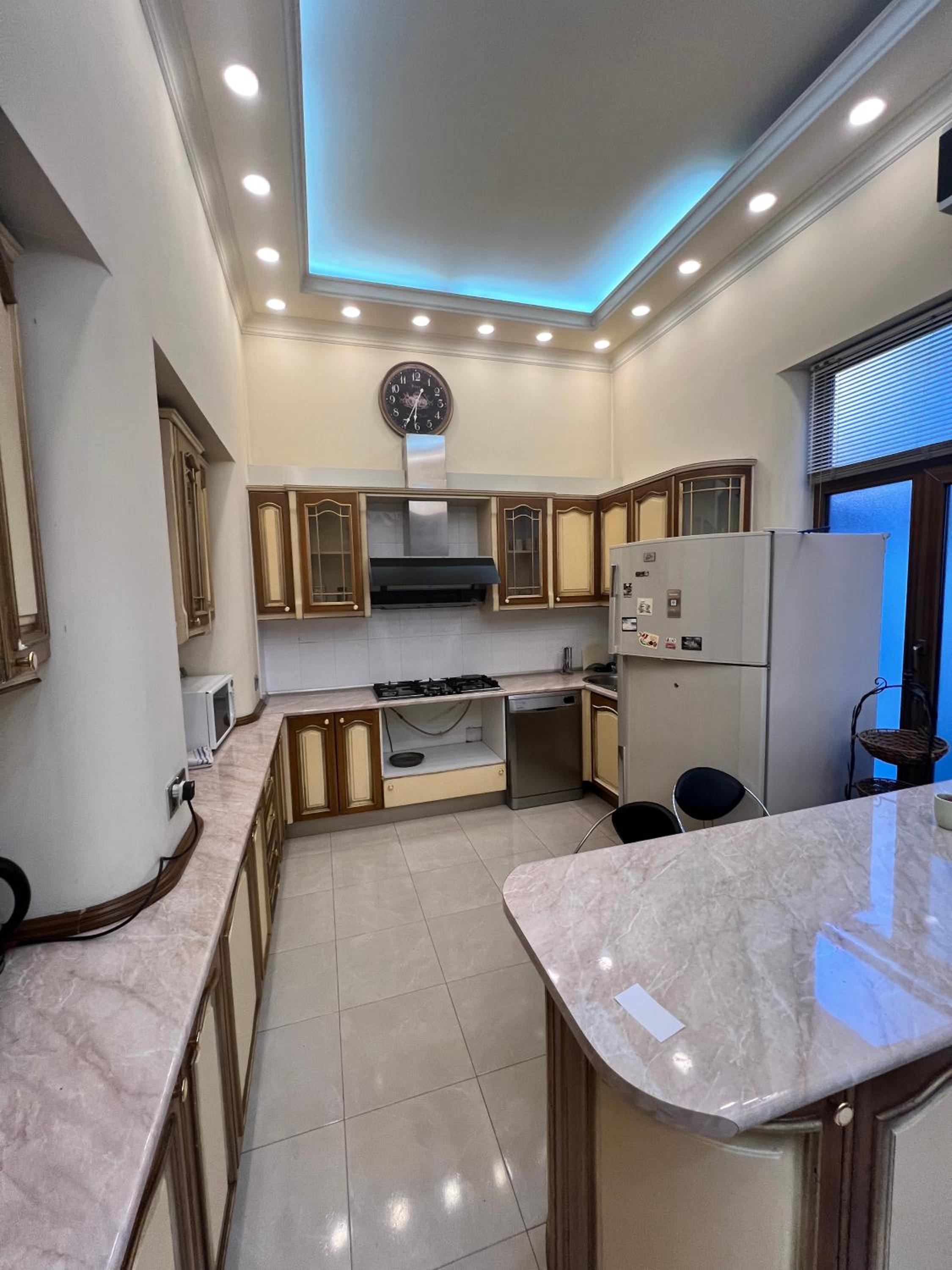 Luxury Family Suite (Nizami)