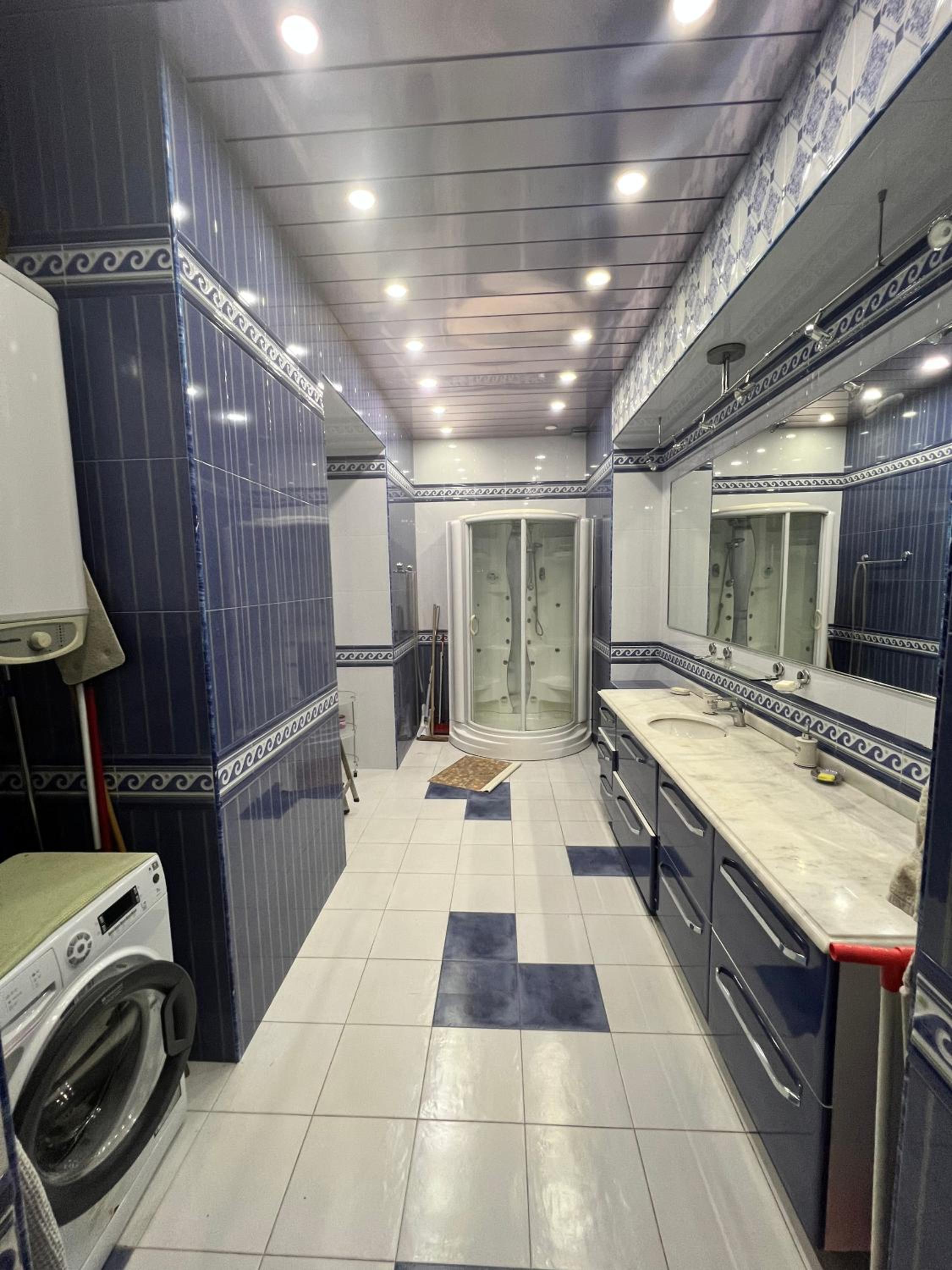 Luxury Family Suite (Nizami)