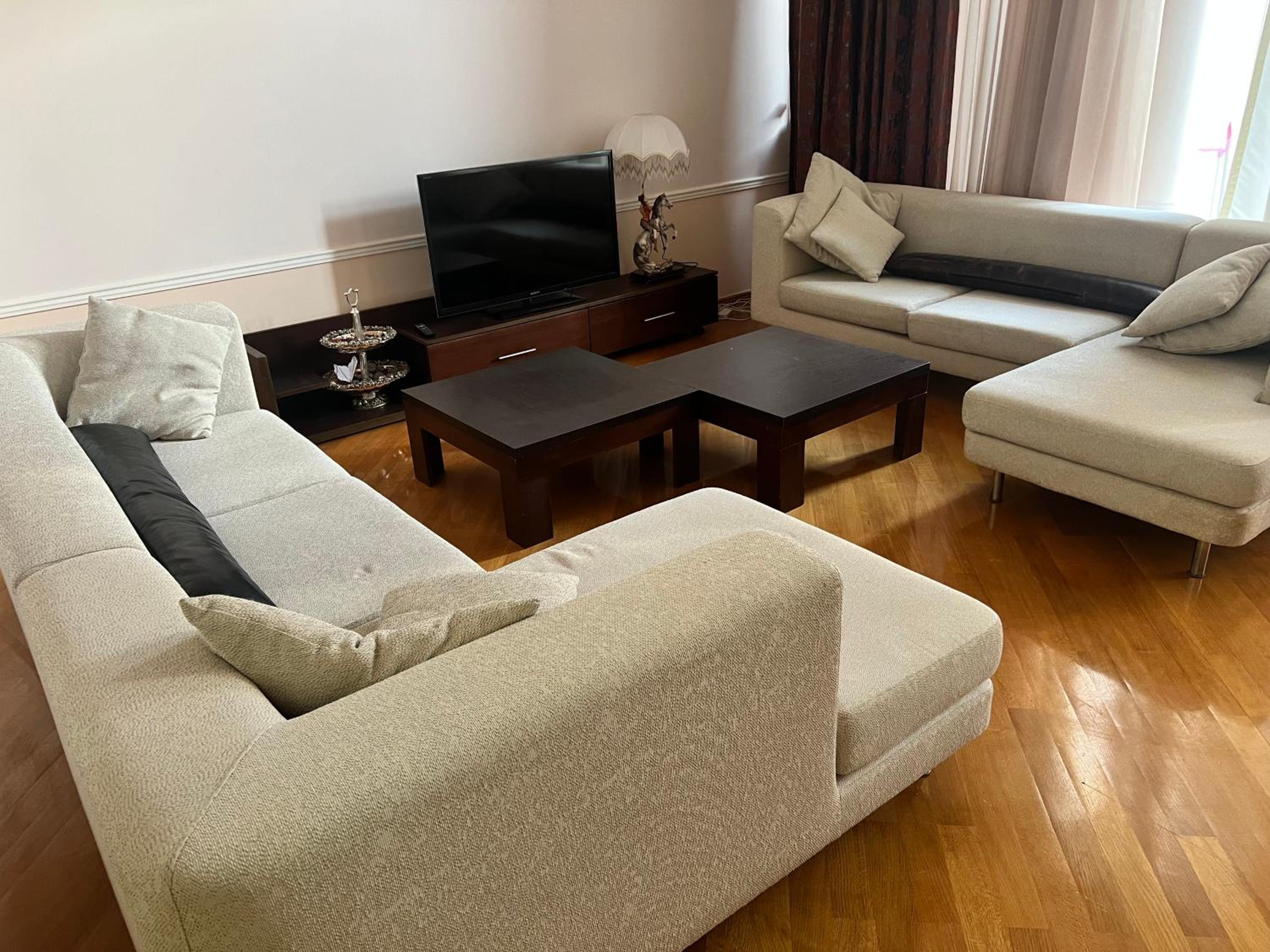 Luxury Family Suite (Nizami)