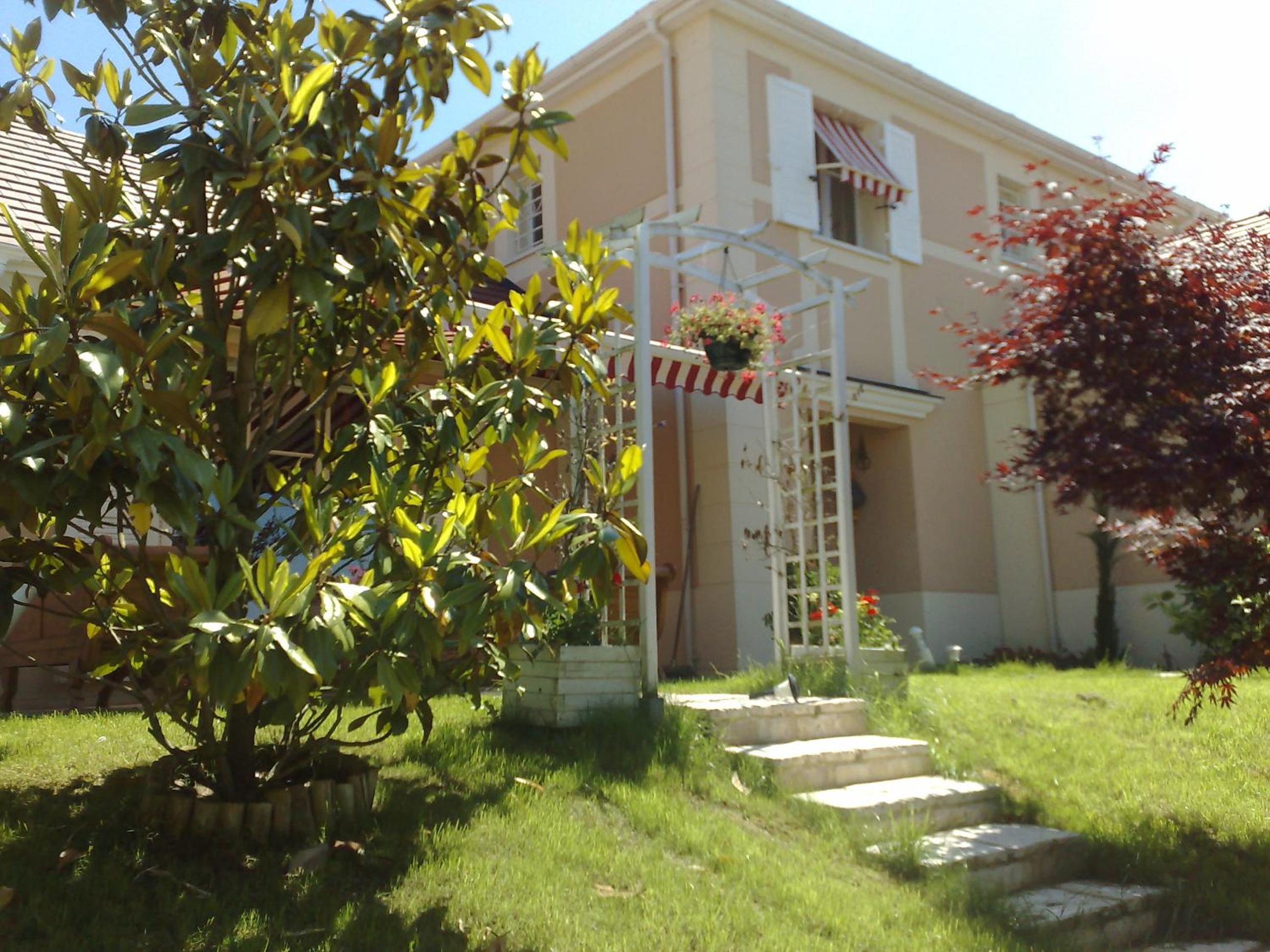 Magny-le-Hongre Vacations - Villa Cendrillon - Property Image 4