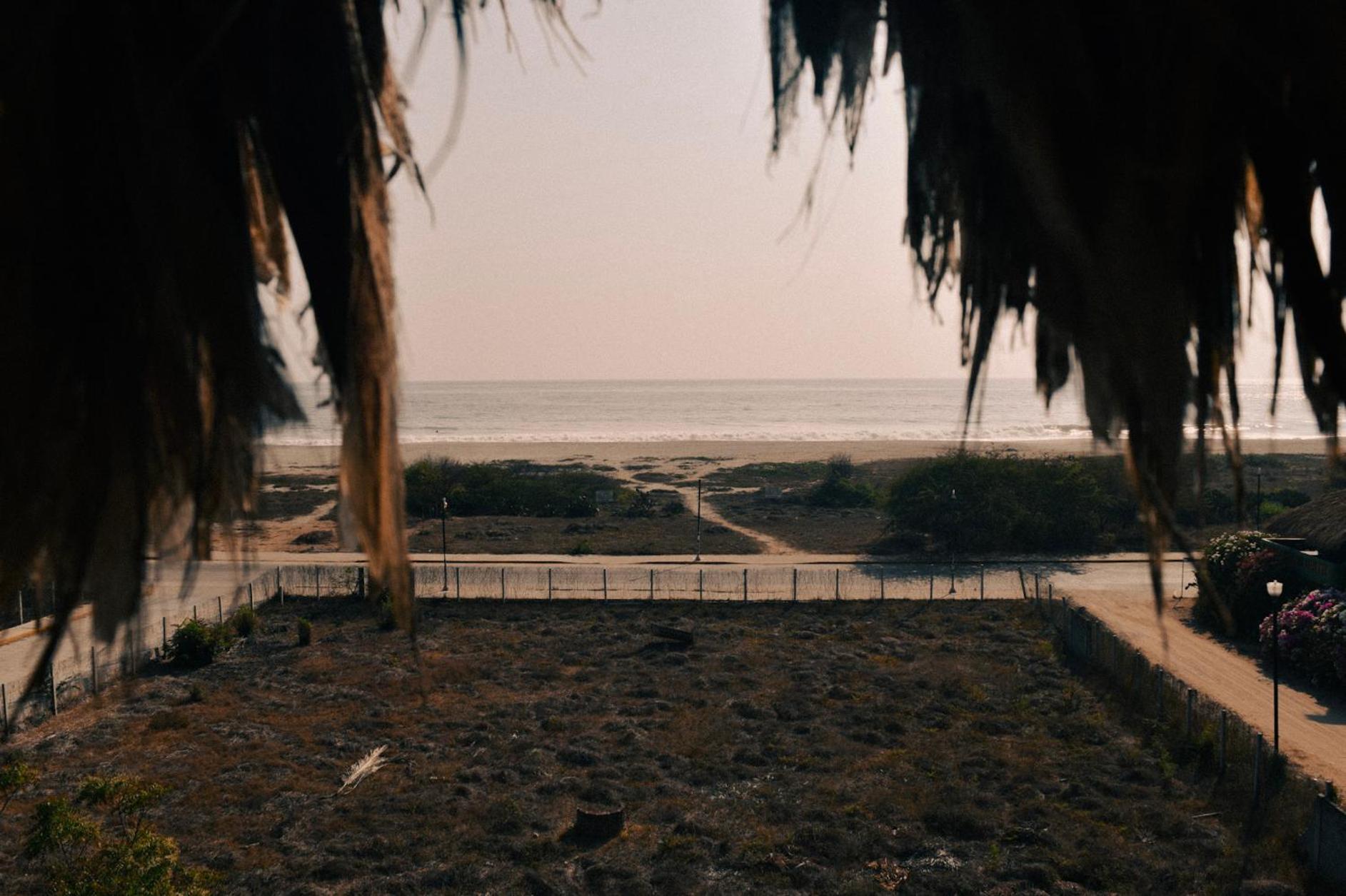 Beachfrontguesthouse view 4