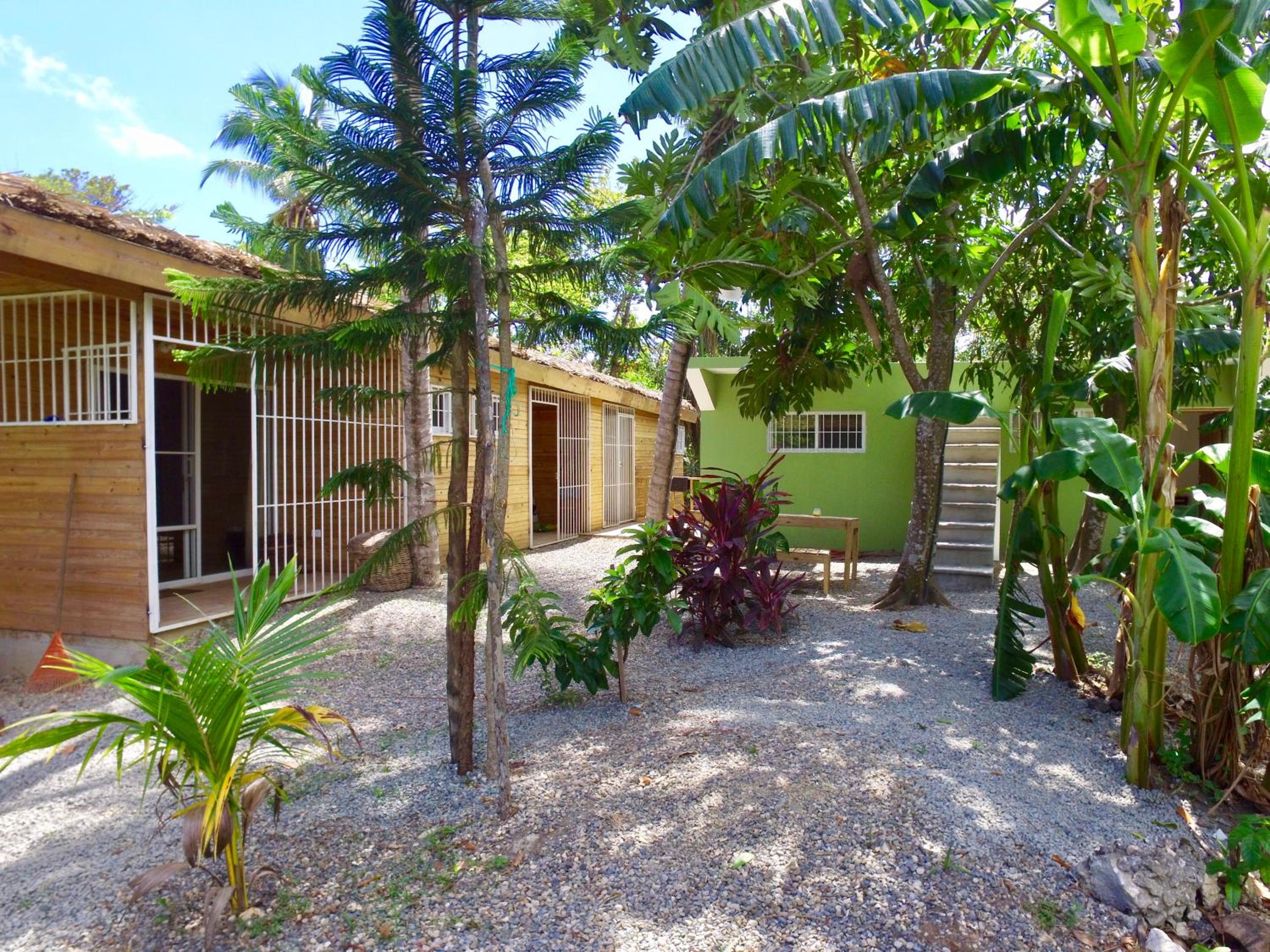 Mango House Camino laguna