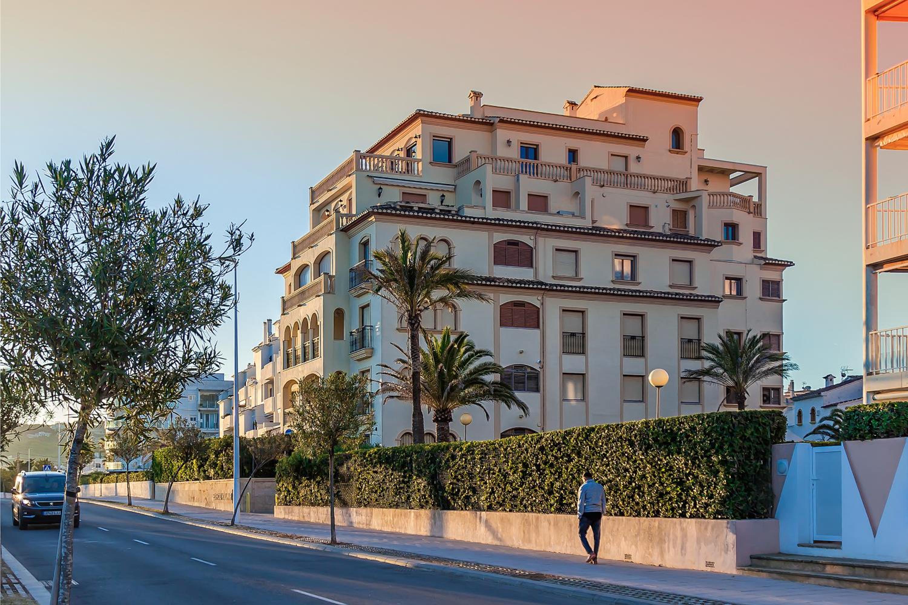 Mar-Beach front apartment in Jávea