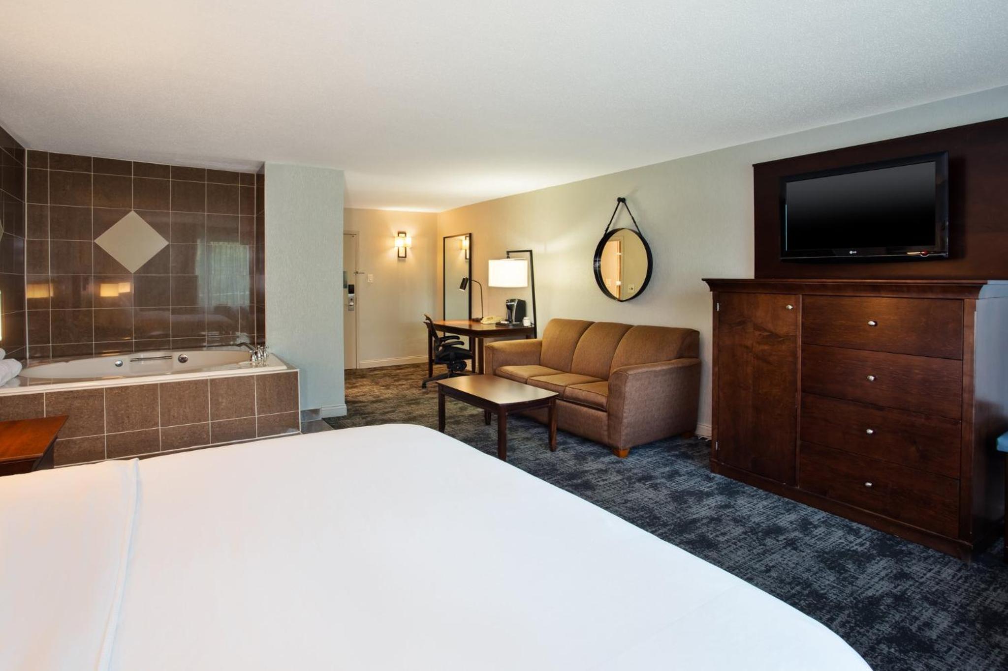 Crowne Plaza Chicago-Northbrook, an IHG Hotel - Property Image 63